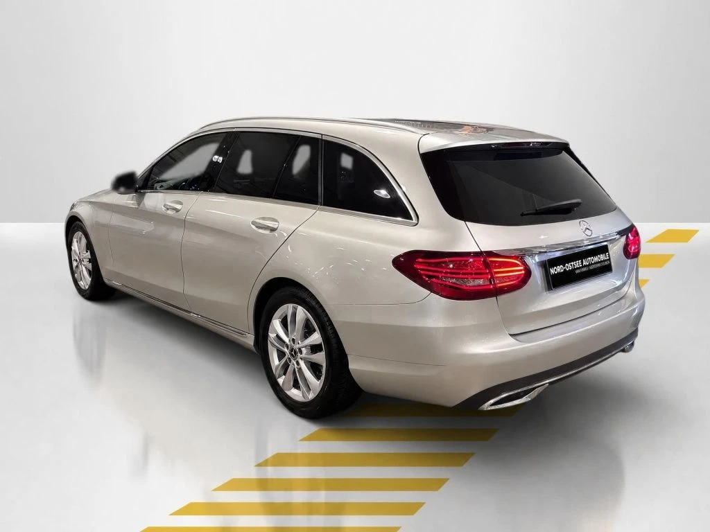 Mercedes-Benz-C-Klasse 200-image-11
