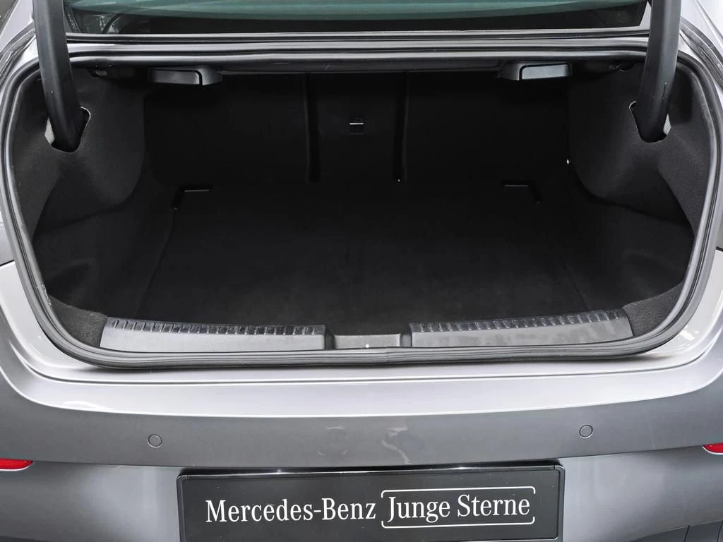 Mercedes-Benz-CLA 200 d-image-15