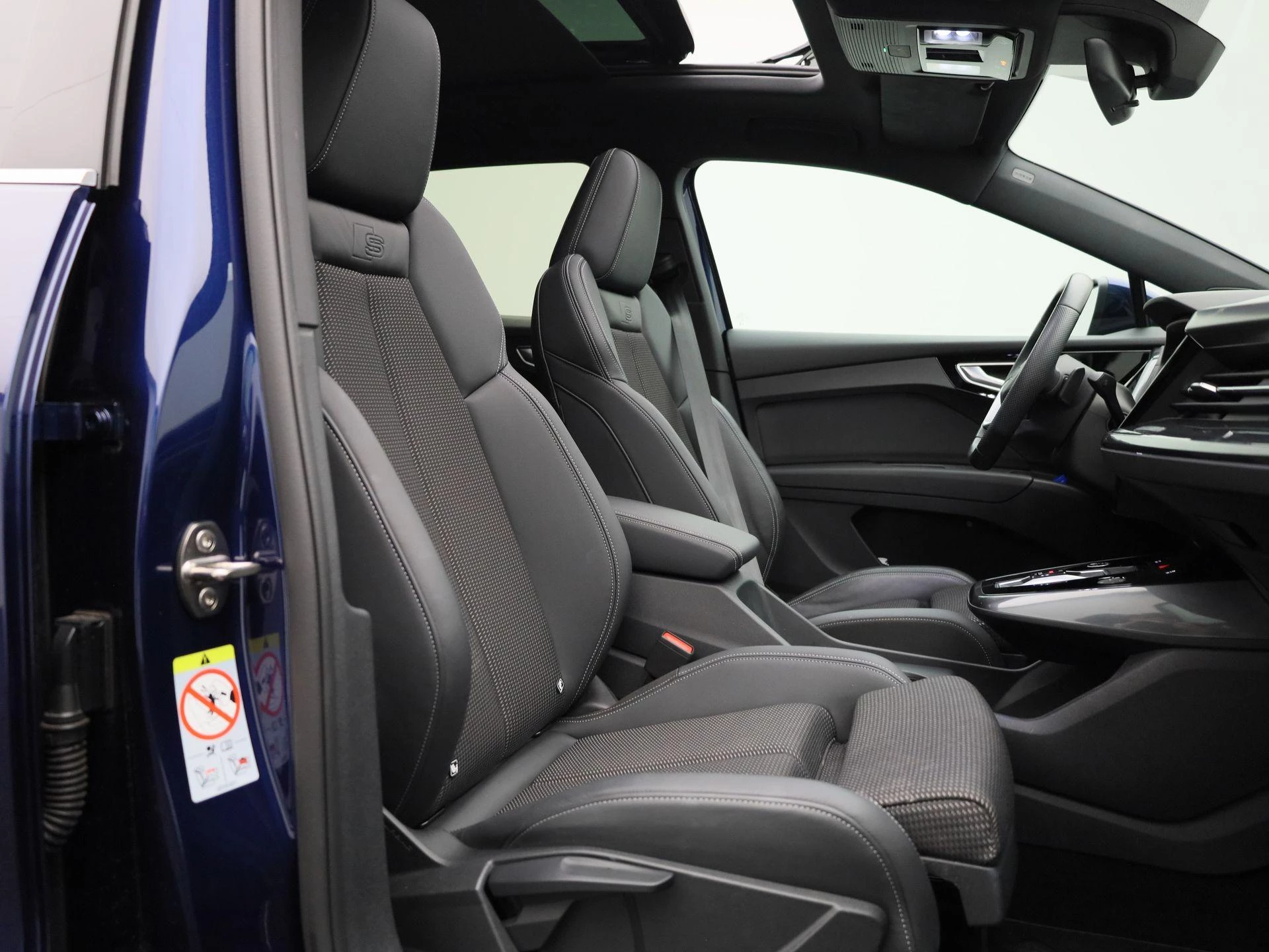 Audi-Q4 e-tron-image-38