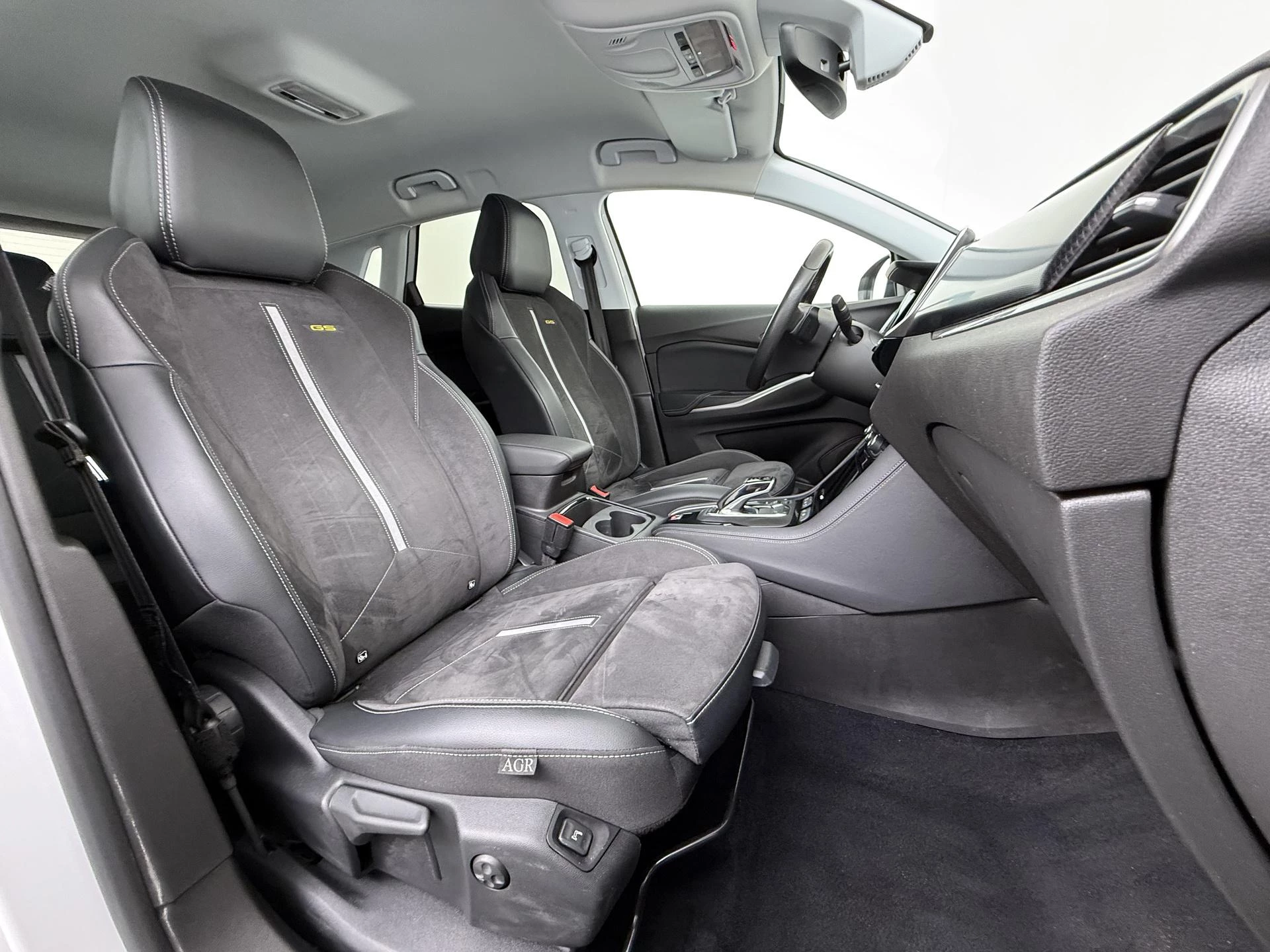 Opel-Grandland-image-34