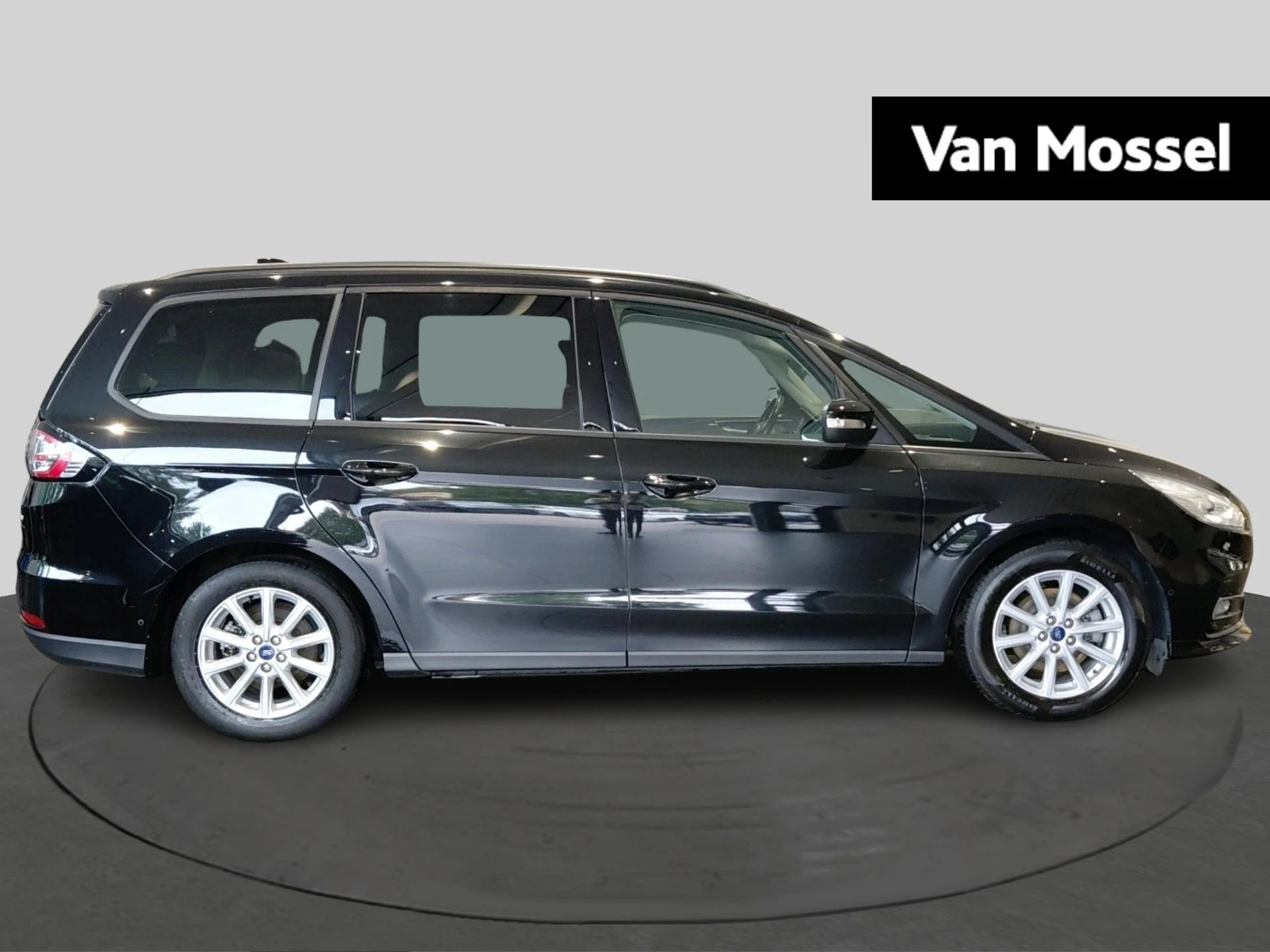 Ford-Galaxy-image-2