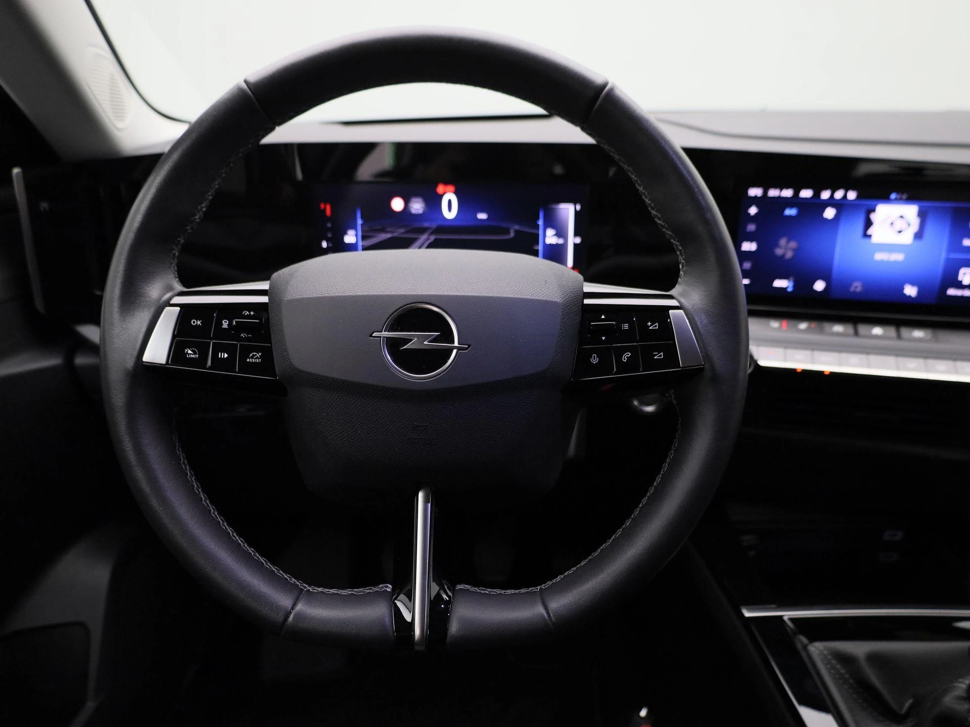 Opel-Astra-image-6