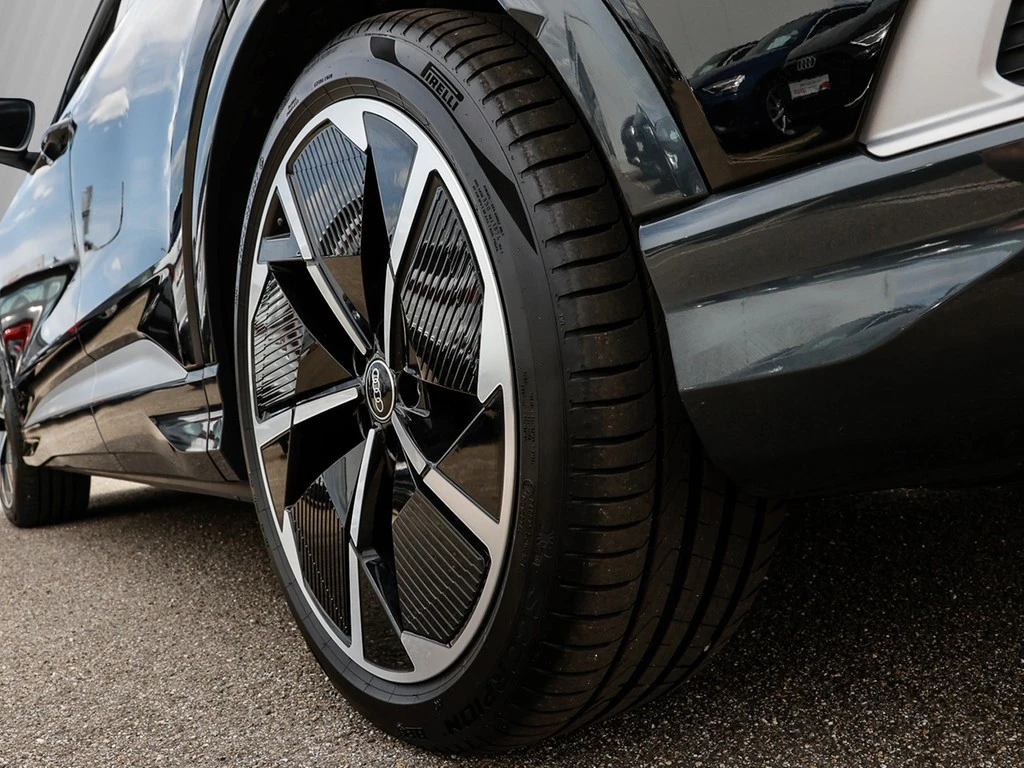 Audi-Q4 e-tron-image-7
