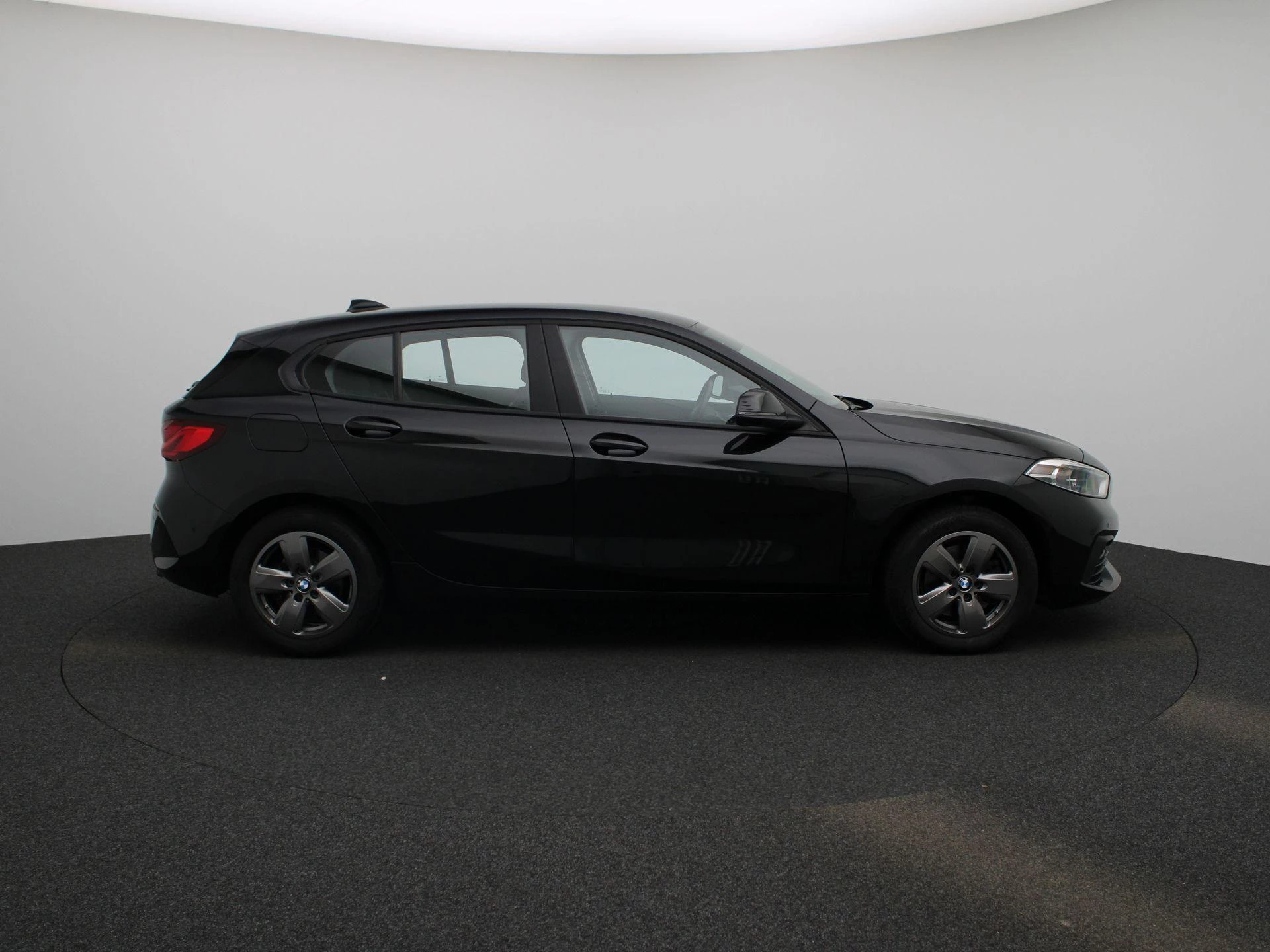 BMW-1 Reeks-image-5