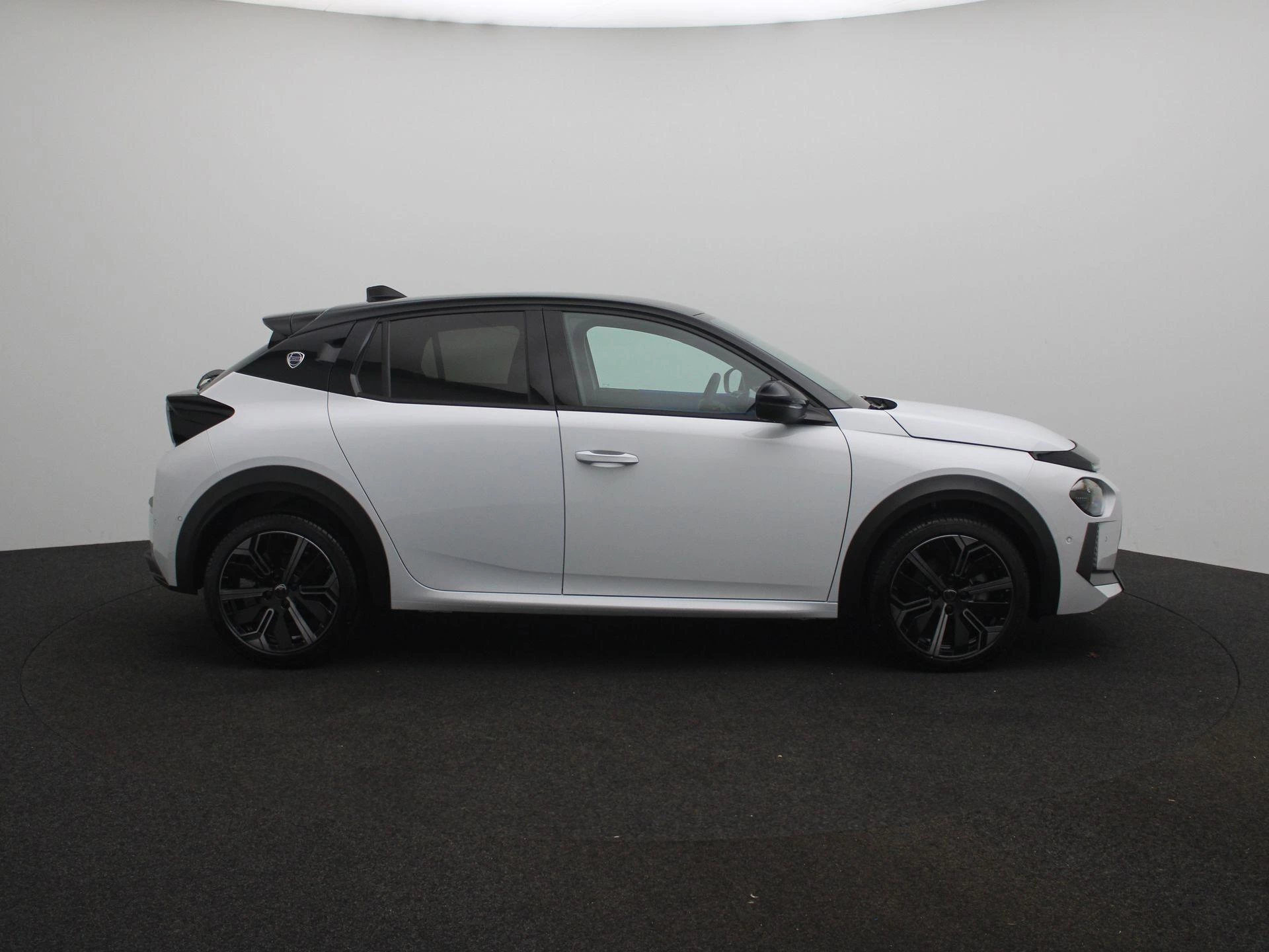 Lancia-Ypsilon-image-5