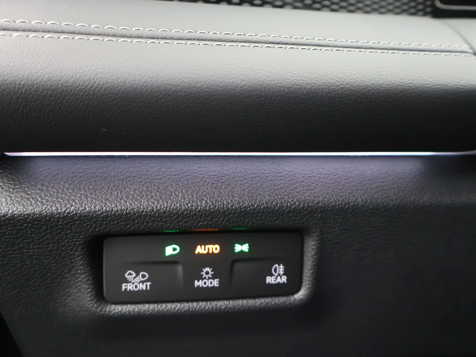 Volkswagen-Tiguan-image-17