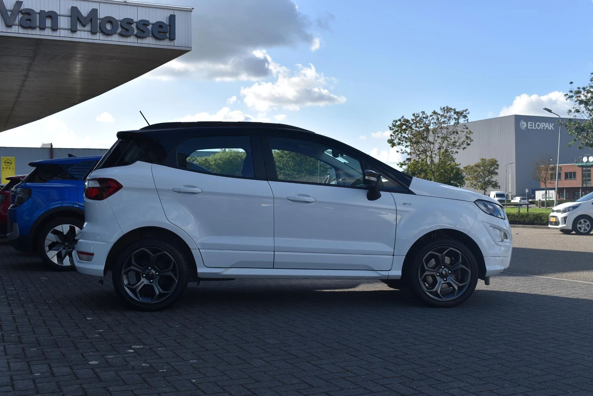 Ford-EcoSport-image-3
