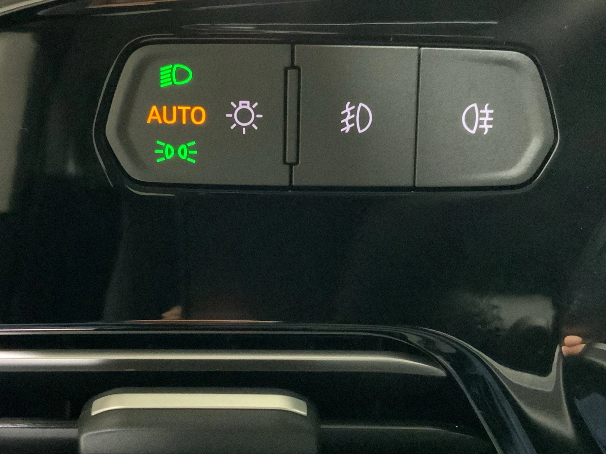 Ford-Tourneo Connect-image-20