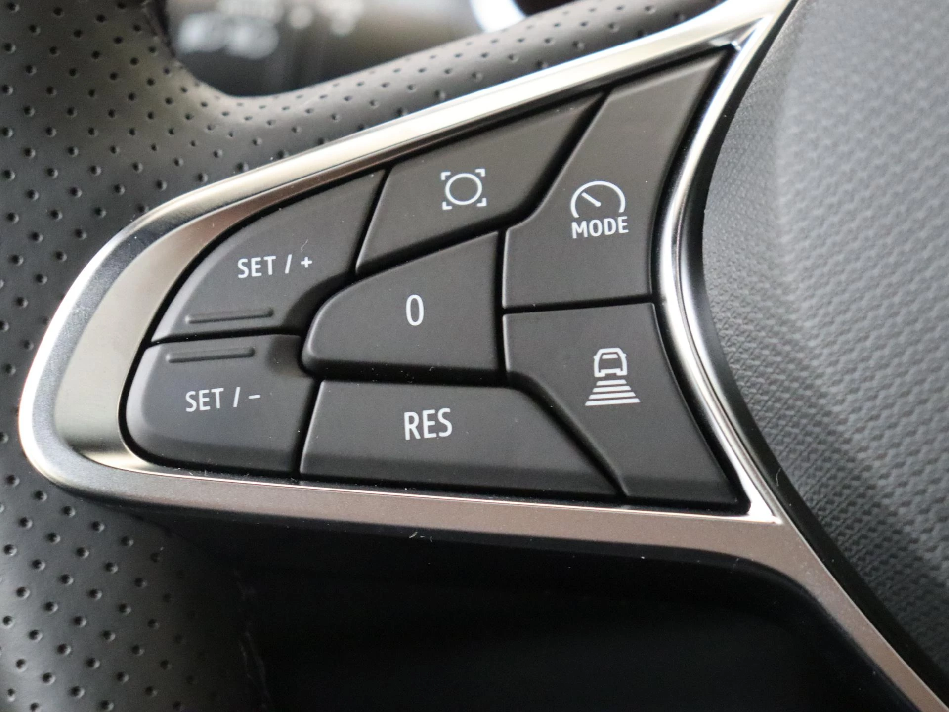 Renault-Captur-image-12