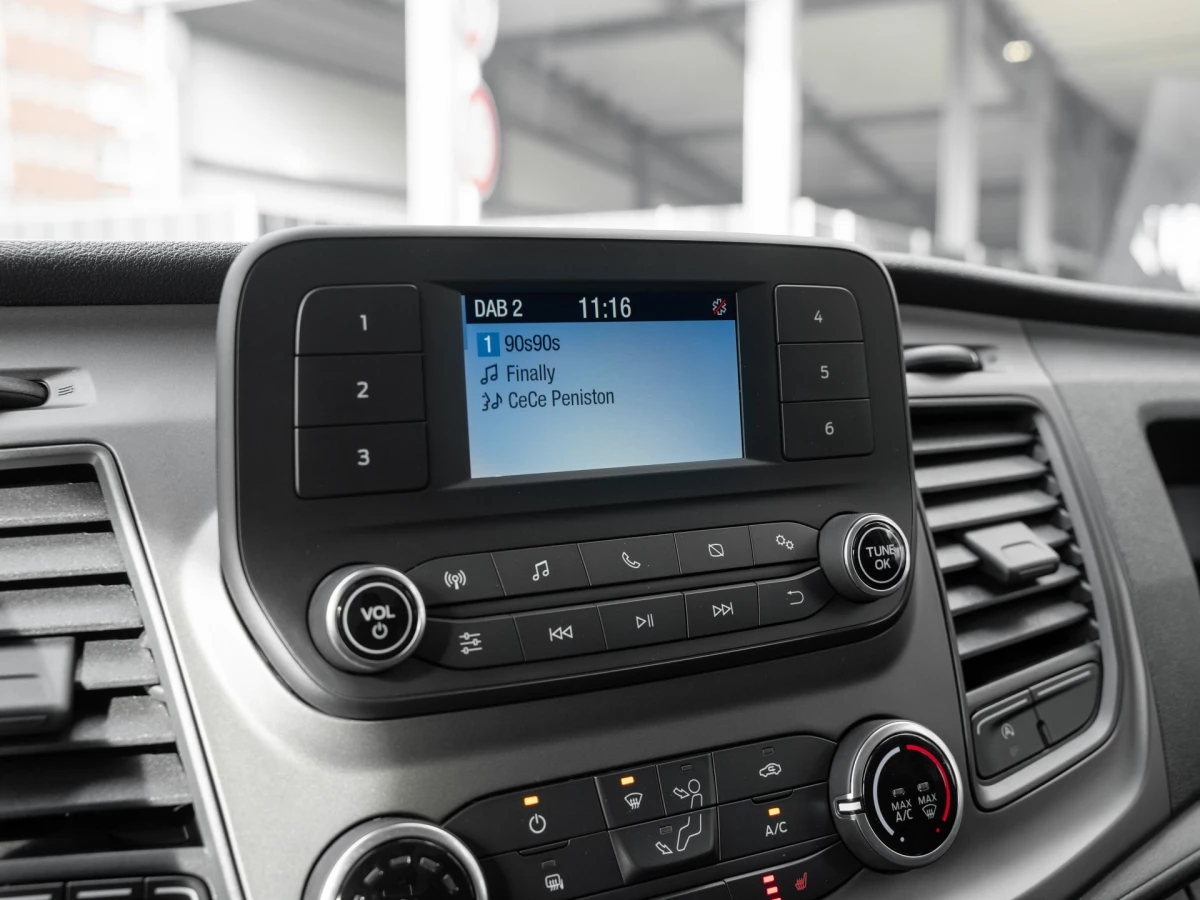 Ford-Transit-image-9