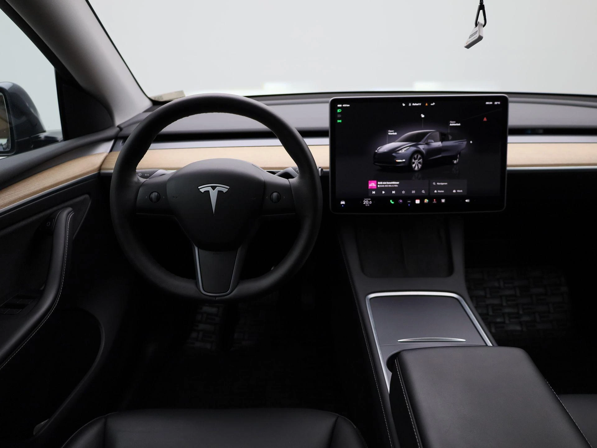 Tesla Model Y Long Range Dual Motor AWD