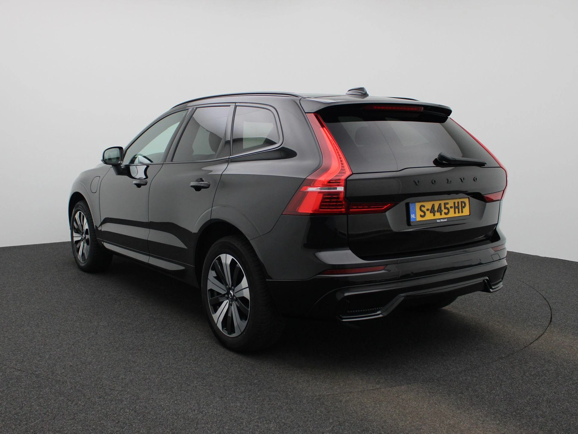 Volvo-XC60-image-3