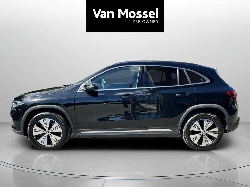 Mercedes-Benz-EQA-image-7