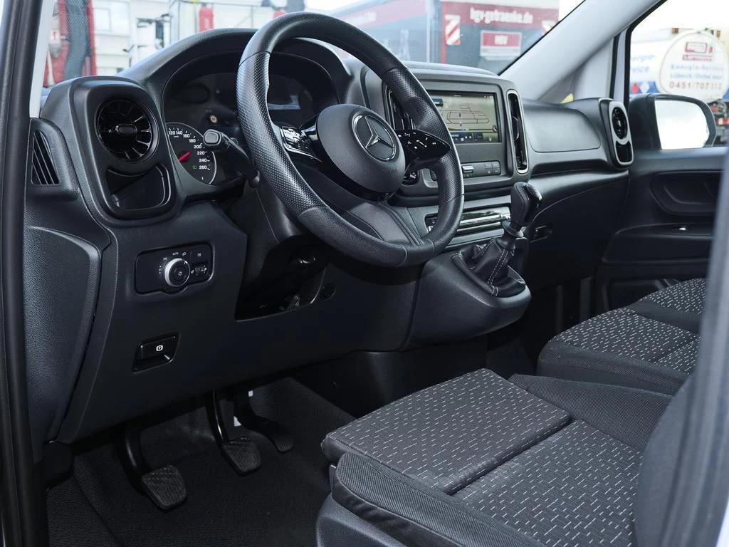 Mercedes-Benz-Vito 116-image-7