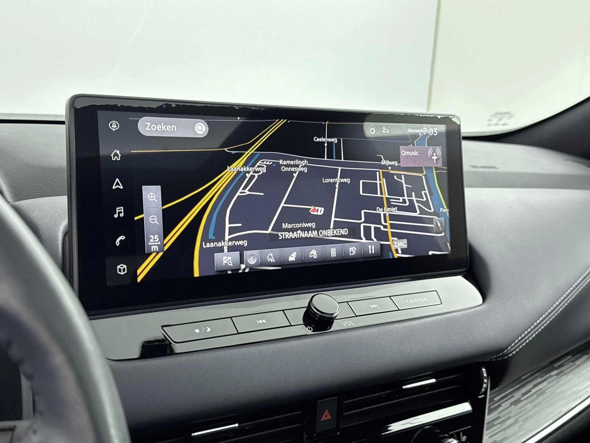 Nissan-QASHQAI-image-18