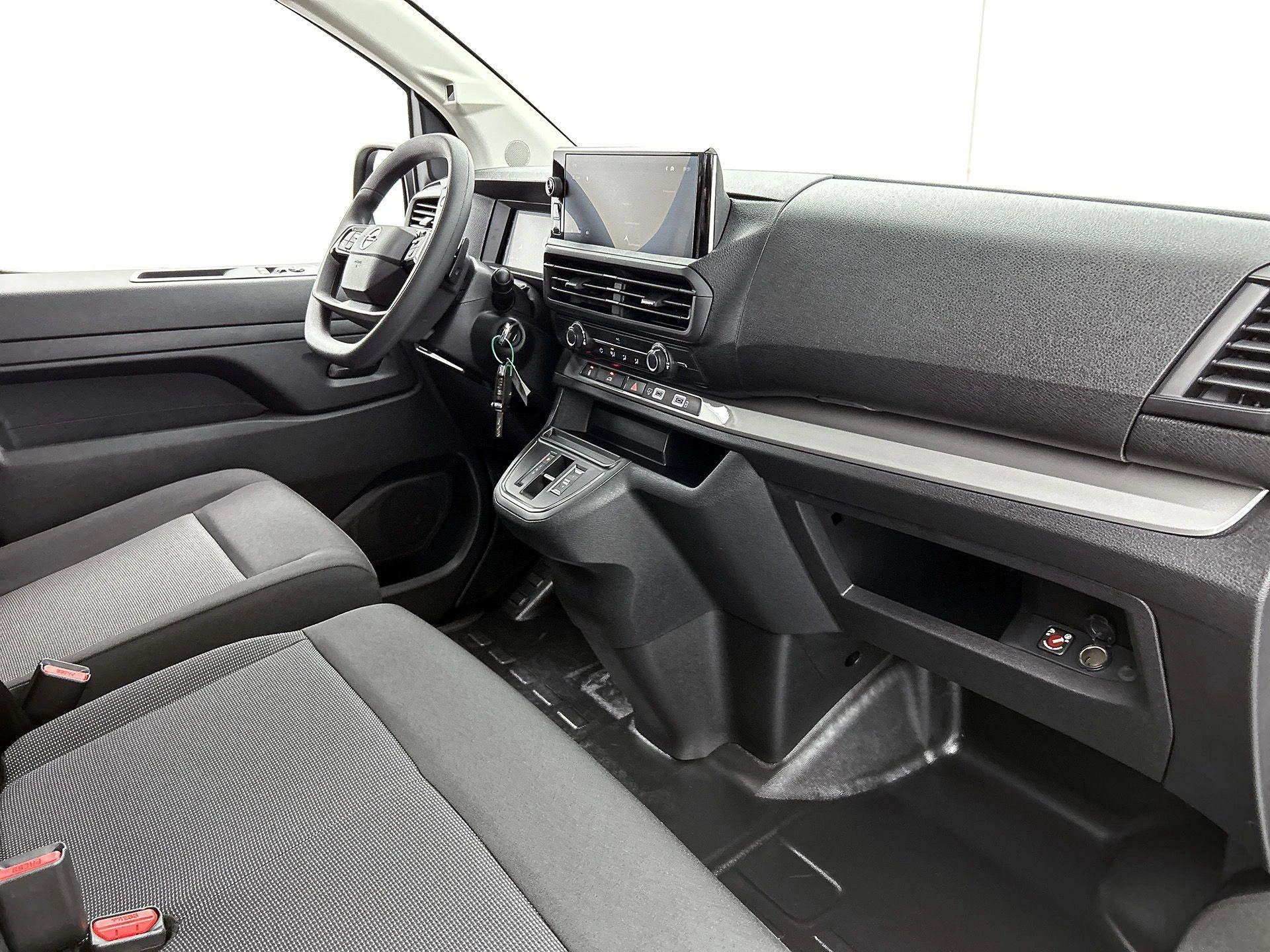 Opel-Vivaro-image-6