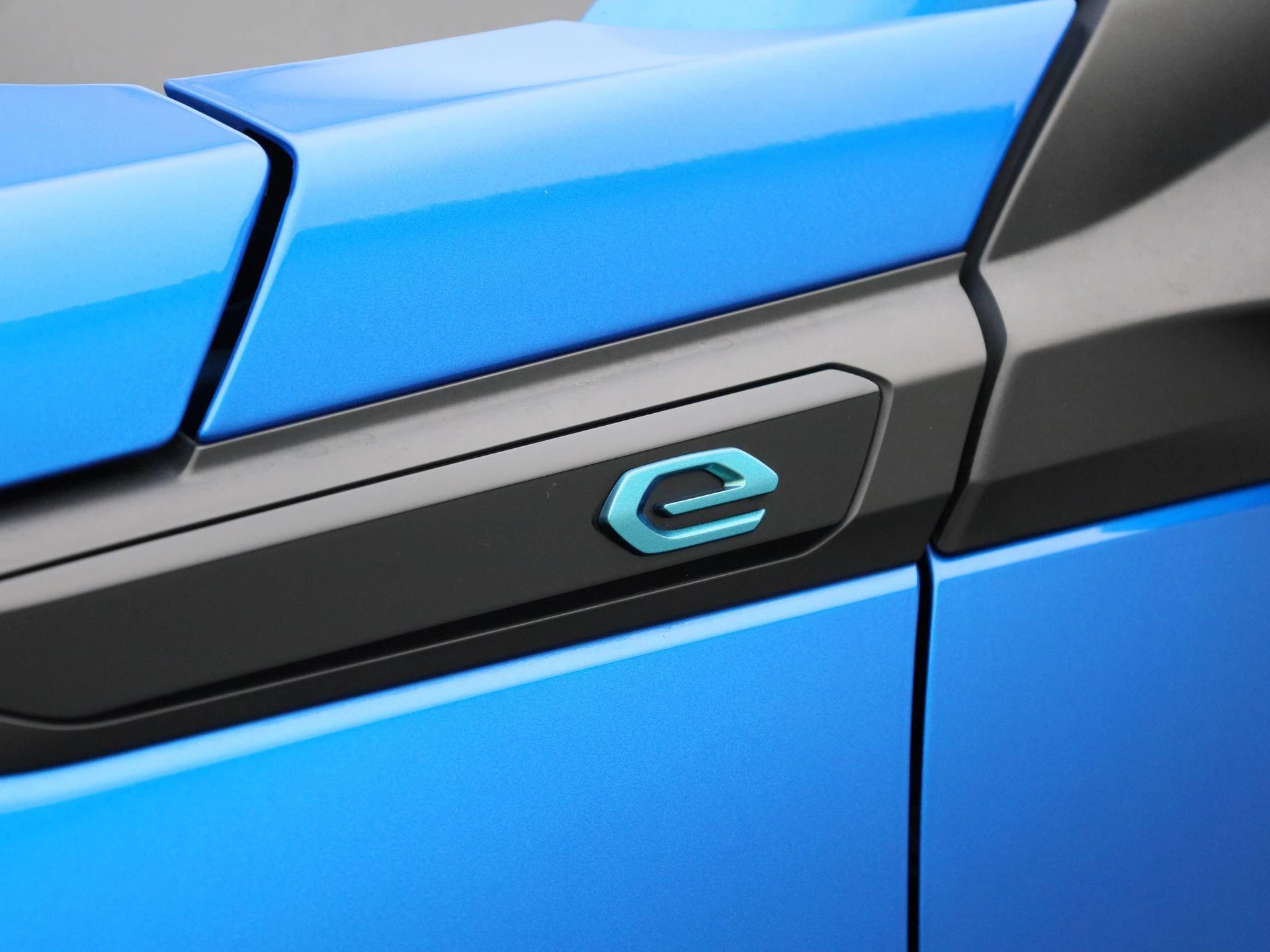 Peugeot-e-2008-image-17