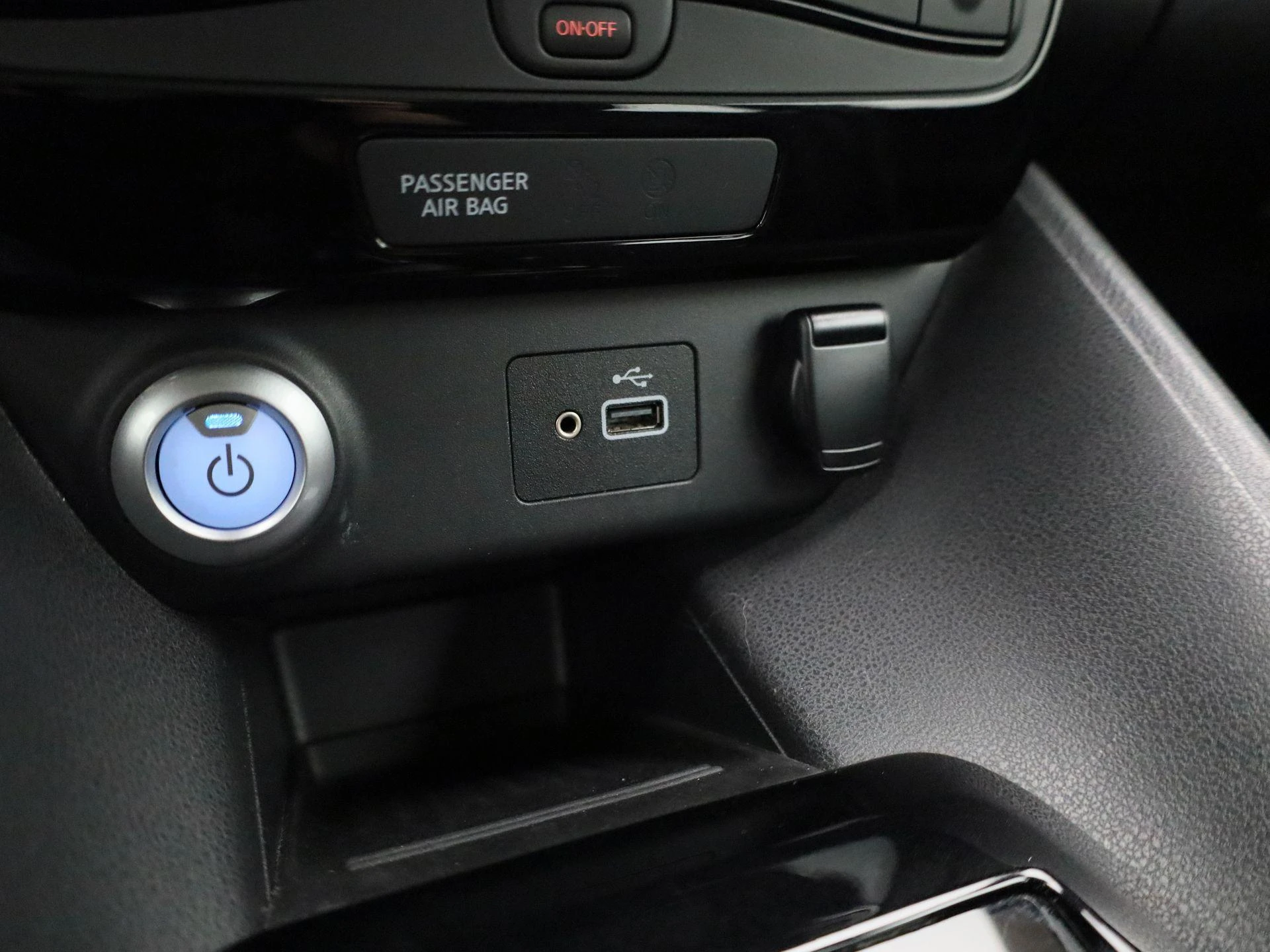 Nissan Leaf Acenta 40 kWh