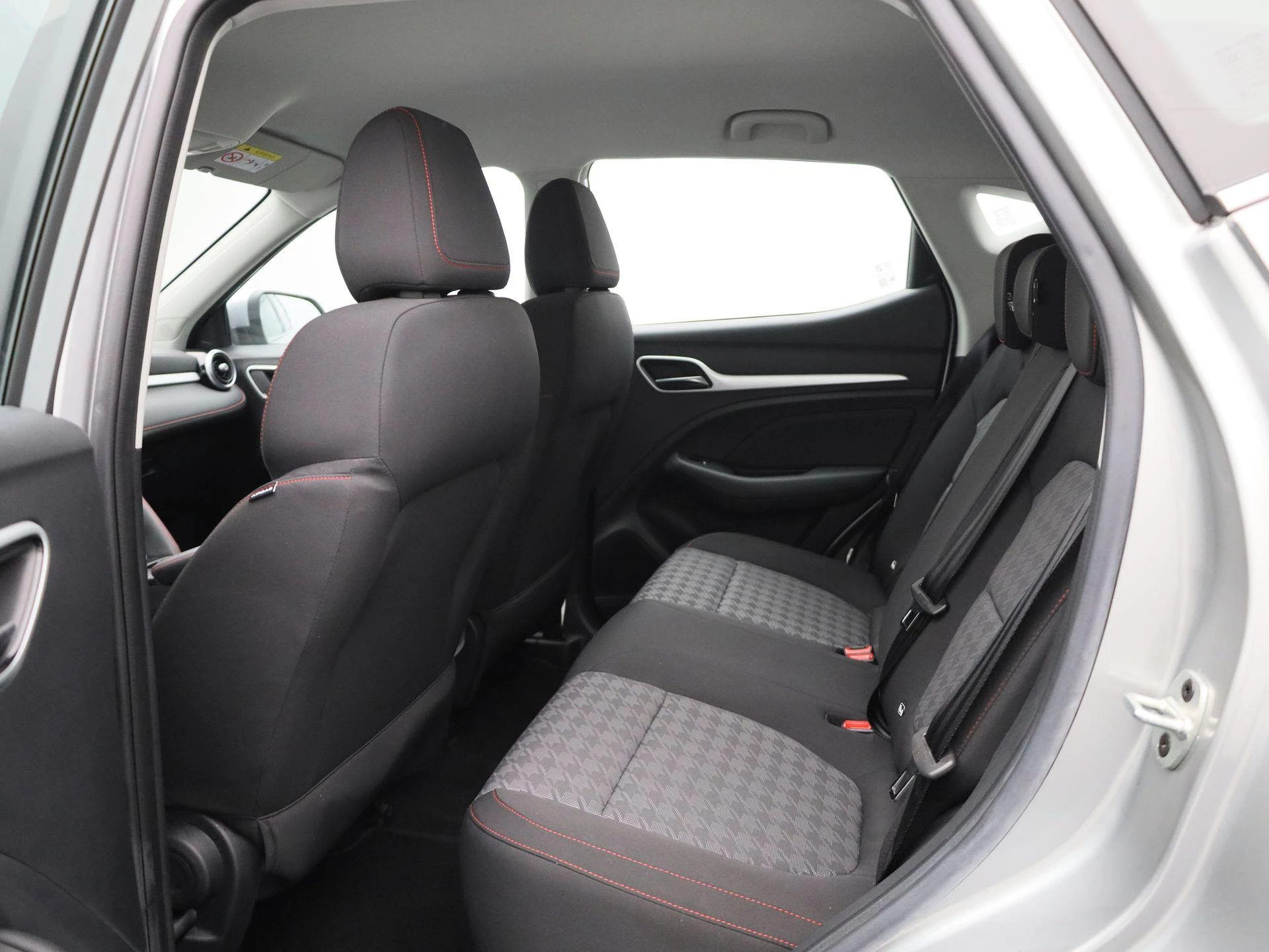 MG-ZS EV-image-9