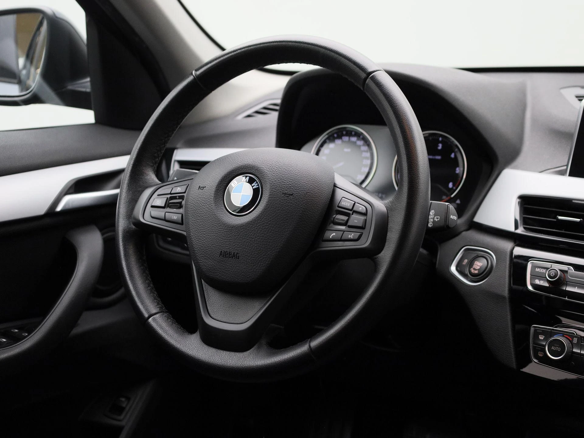 BMW-X1-image-9