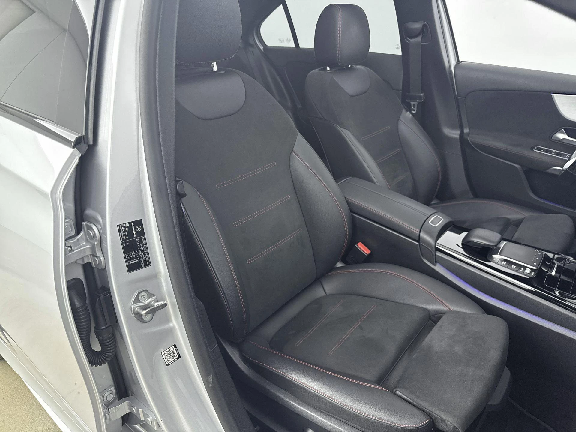 Mercedes-Benz A-Klasse 250 e Business Solution AMG Limited