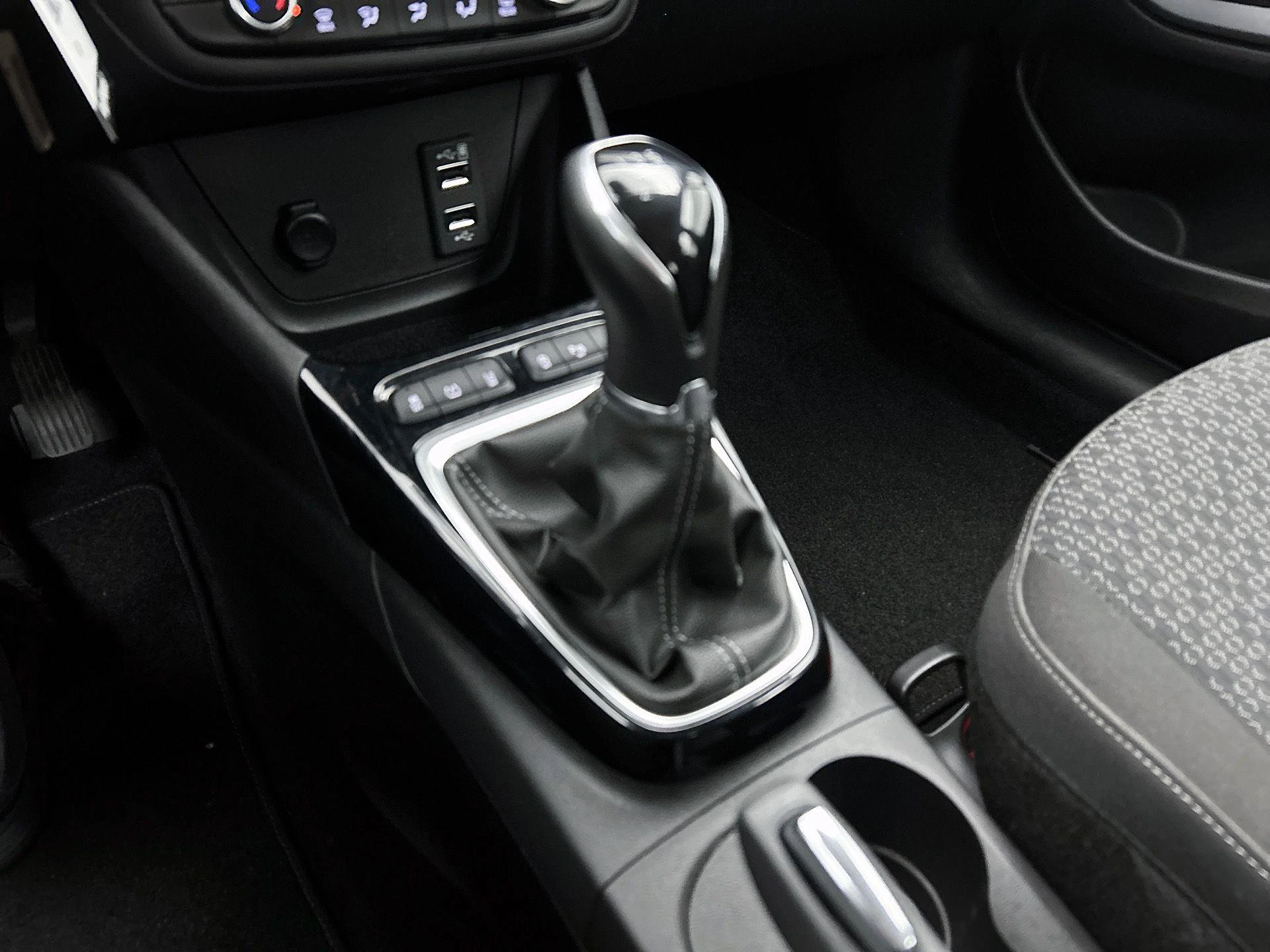 Opel-Crossland-image-24