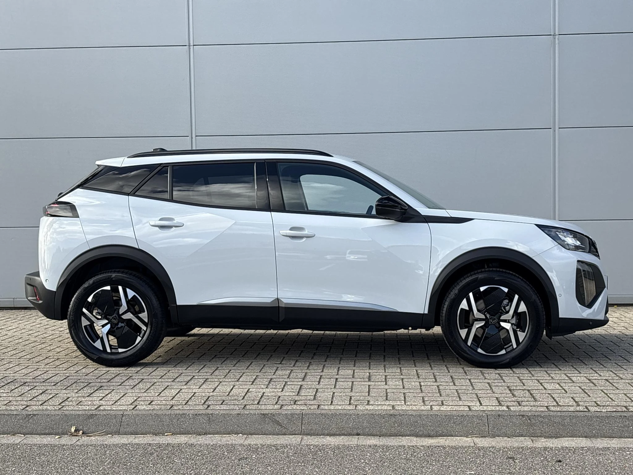Peugeot-2008-image-6