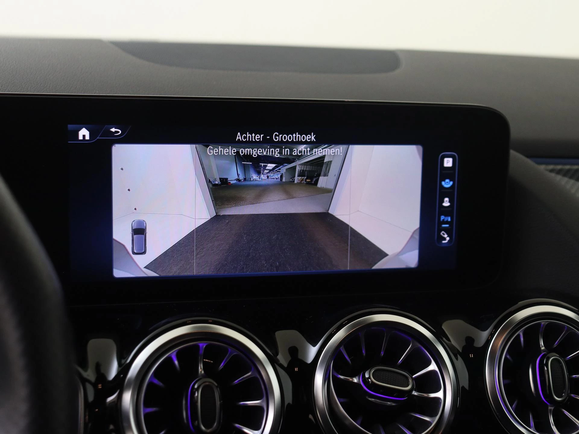 Mercedes-Benz-B-Klasse-image-22