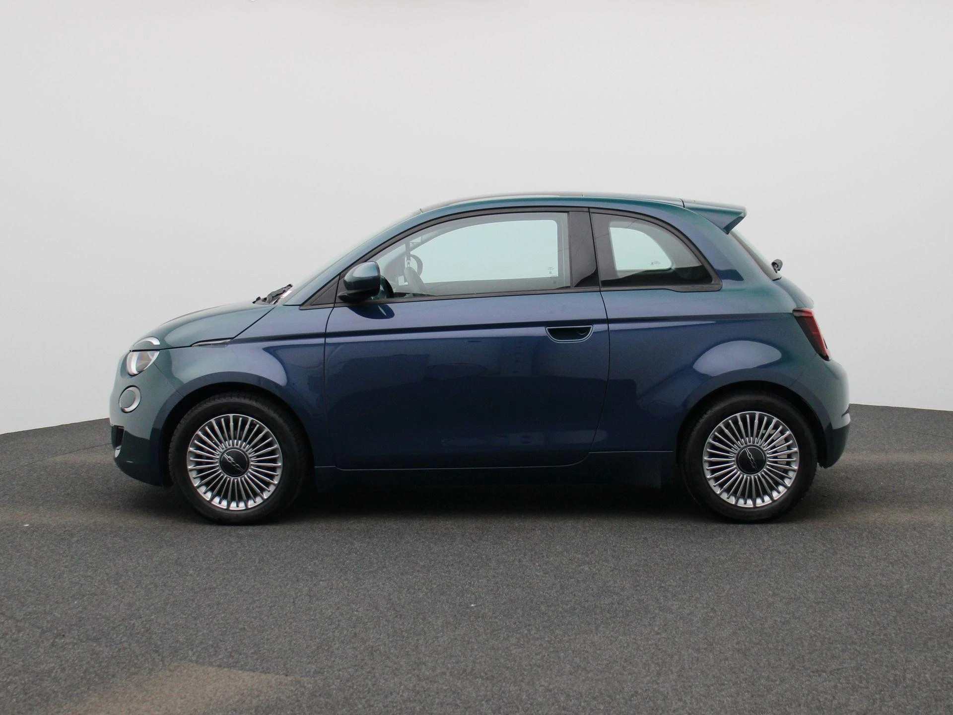 Fiat-500e-image-3