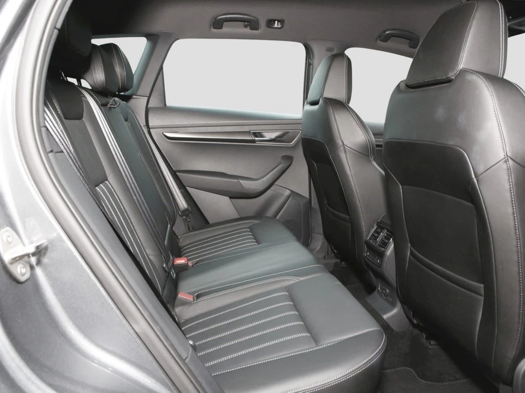 Škoda Karoq 2.0 TSI DSG 4x4 Sportline 18" ACC LED AHK