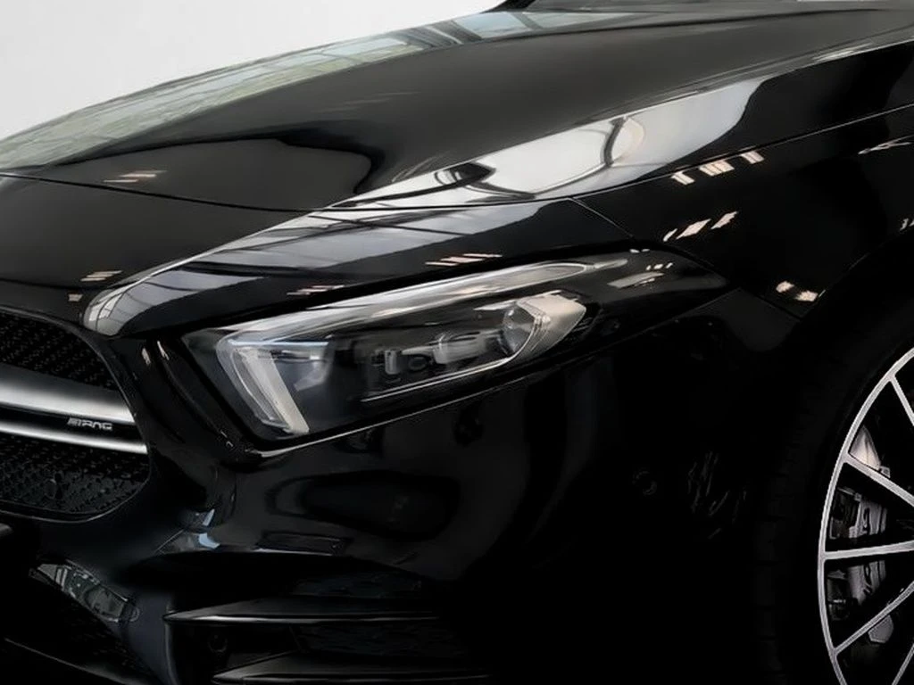 Mercedes-AMG-A-Klasse 35-image-4