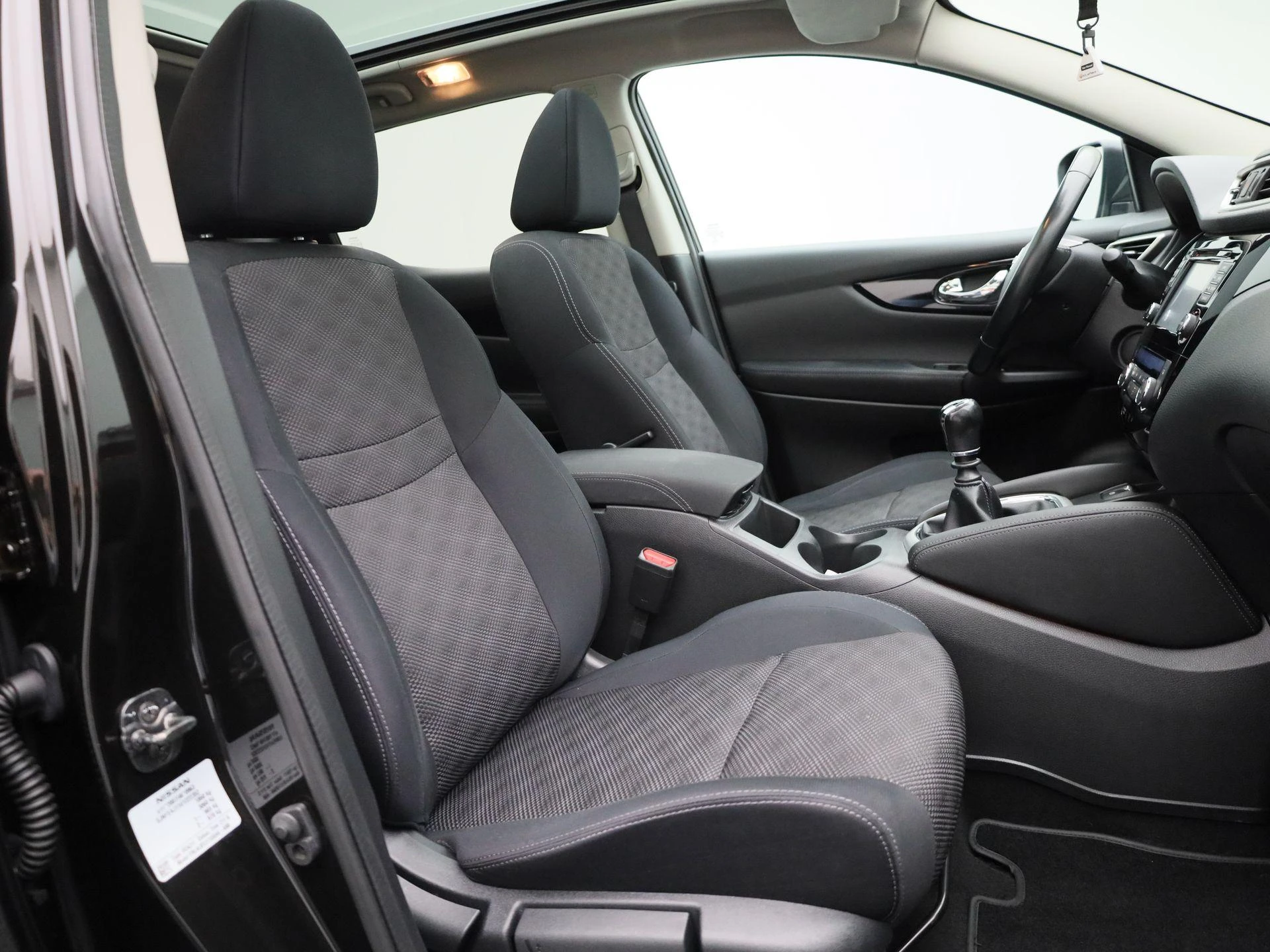 Nissan-QASHQAI-image-29