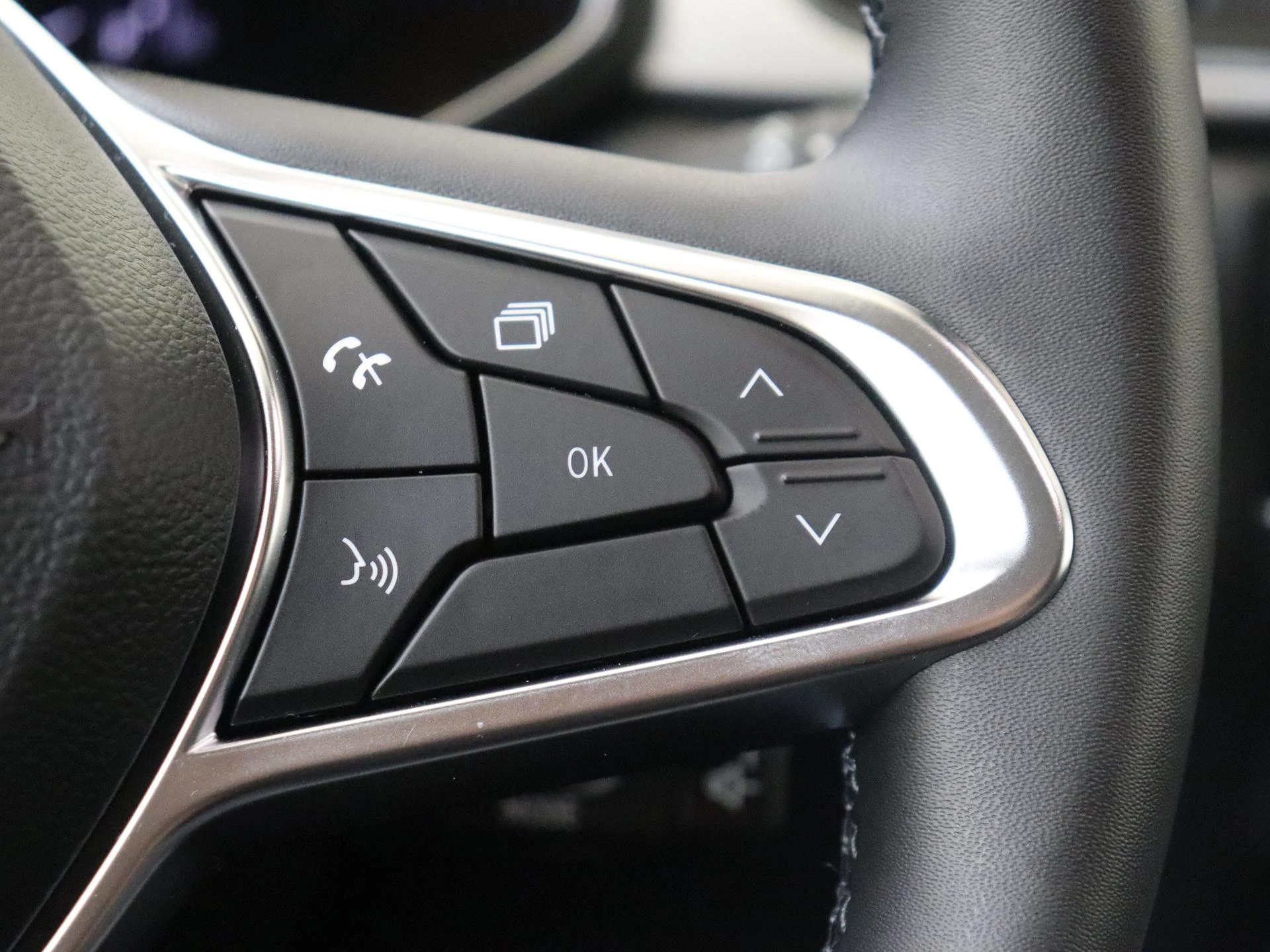 Renault-Captur-image-17