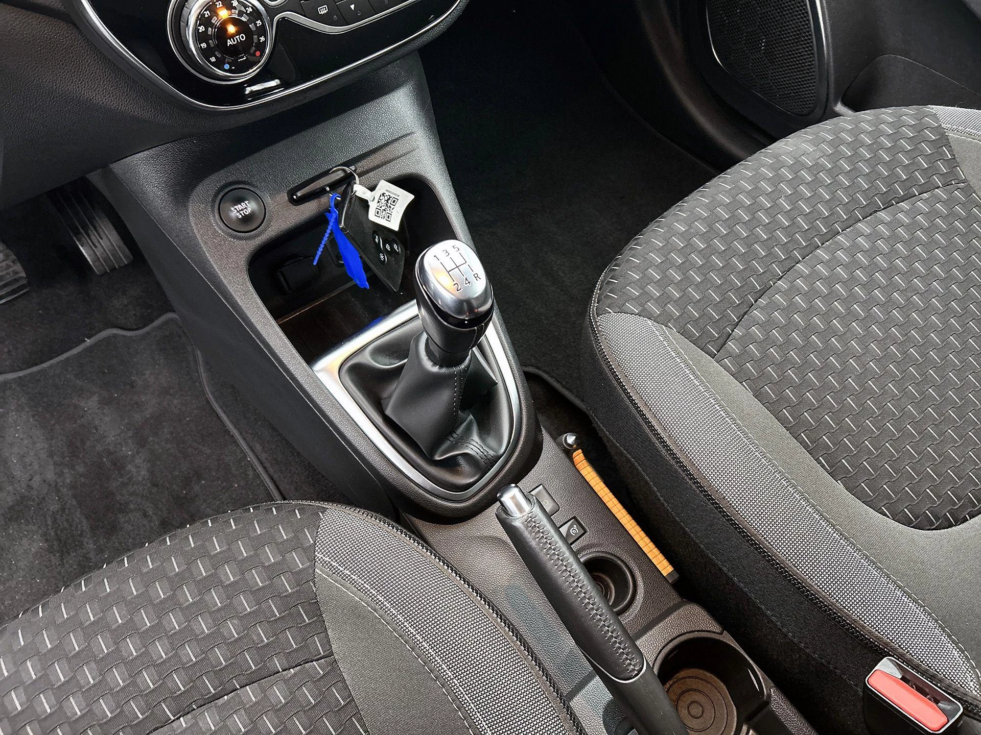 Renault-Captur-image-23