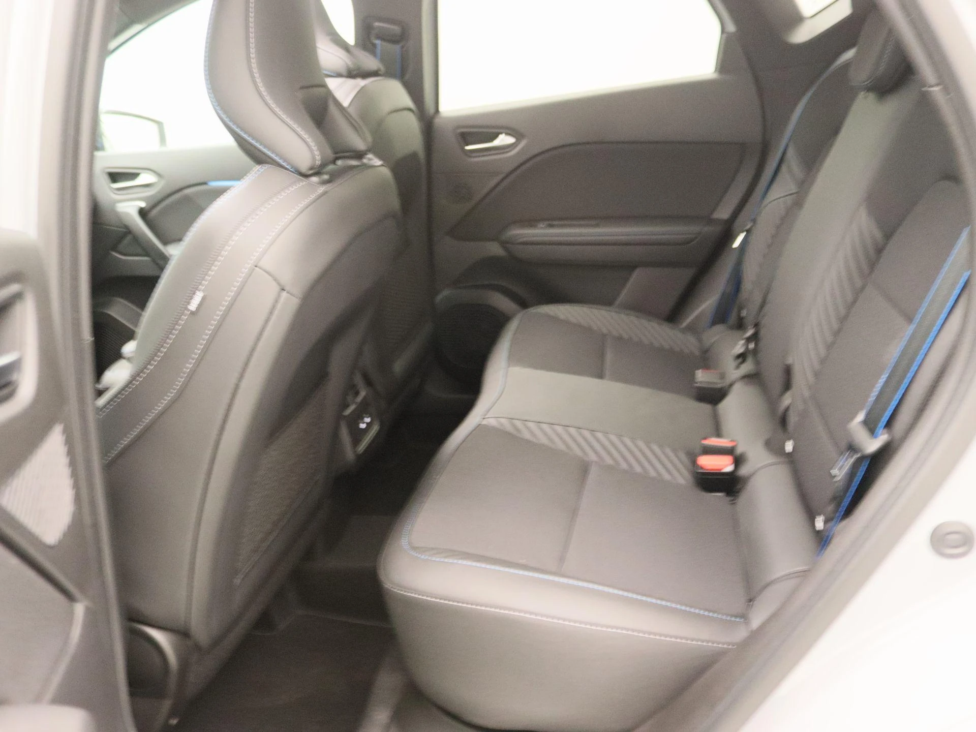 Renault-Captur-image-12