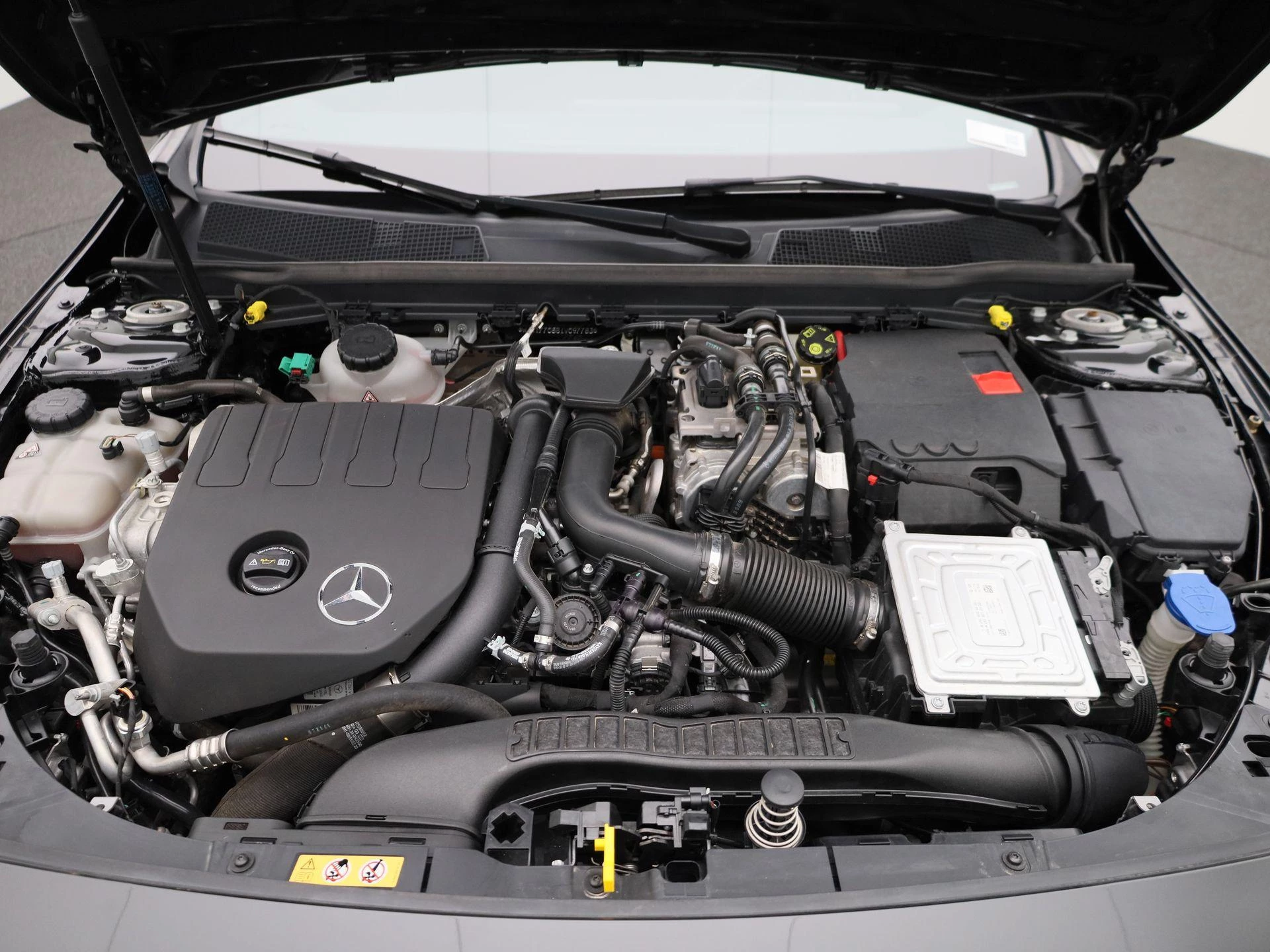 Mercedes-Benz-A-Klasse-image-35