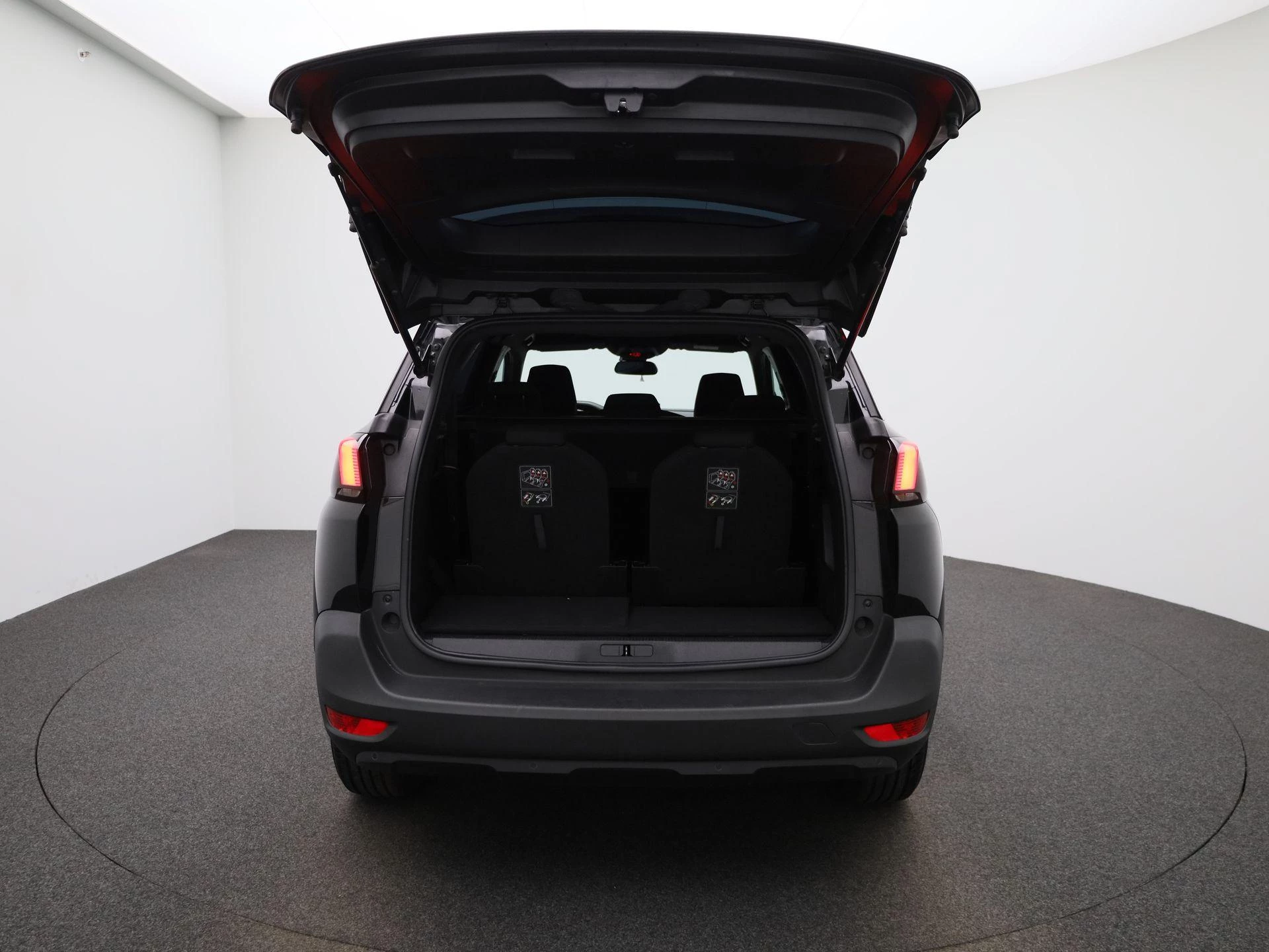 Peugeot 5008 1.5 BlueHDi 96kW S&S EAT8 Active Pack