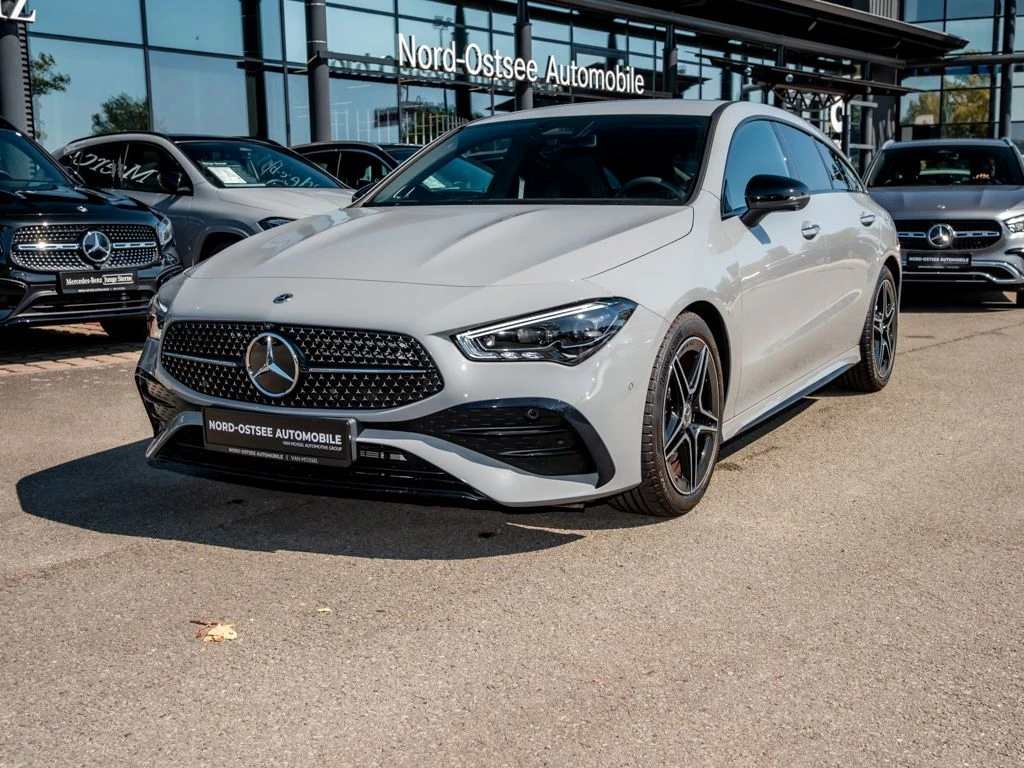 Mercedes-Benz-CLA 200-image-7
