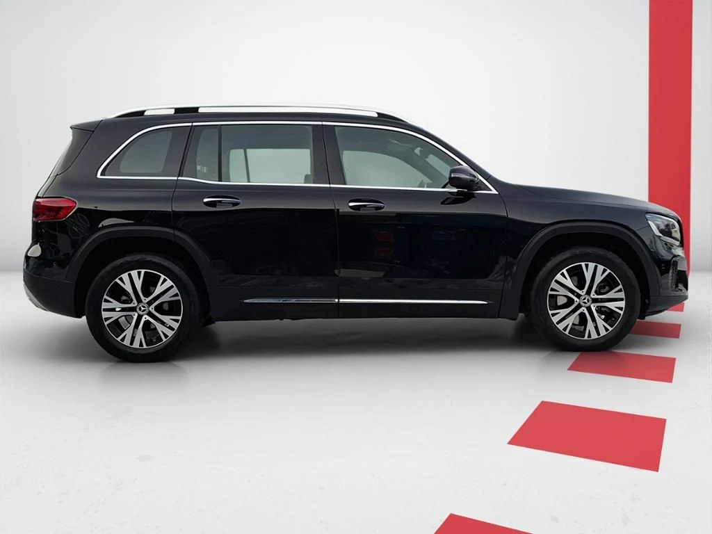 Mercedes-Benz-GLB 200 d-image-10