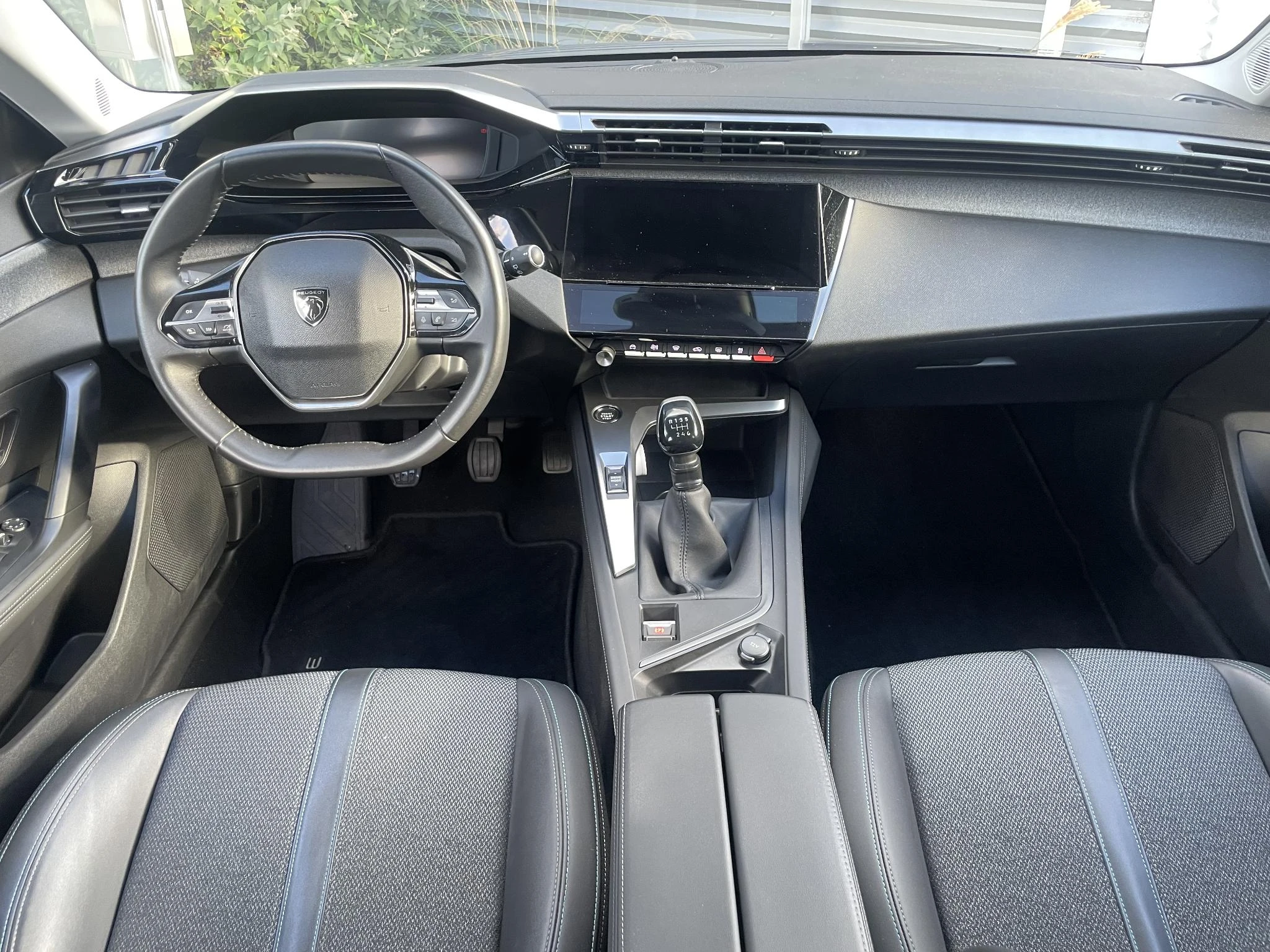Peugeot-308-image-9