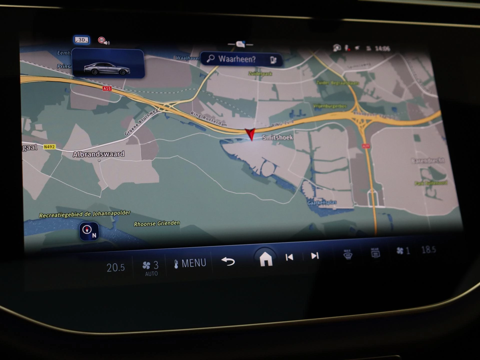 Mercedes-Benz-E-Klasse-image-16