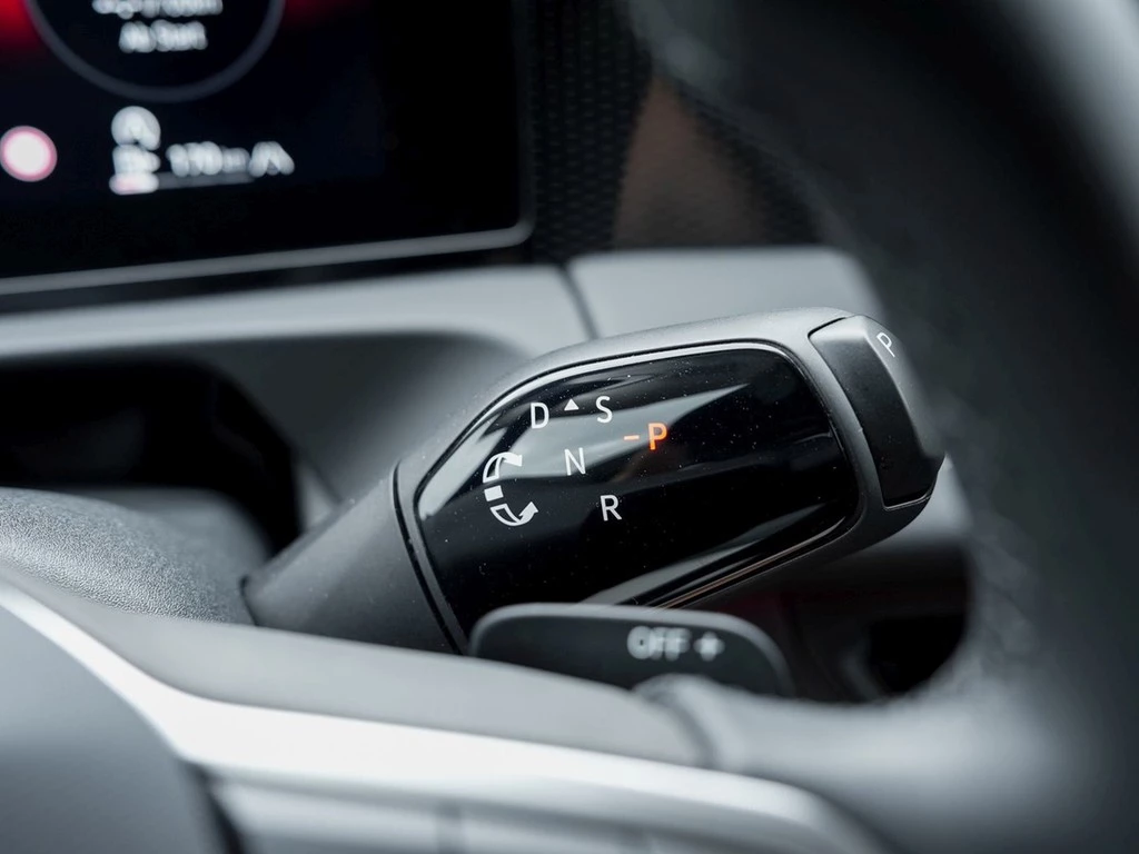 Volkswagen Tiguan 1,5 eTSI DSG Goal,AHK,LED,ACC,Navi 360° Kamera,Sitz/Lenkradheizung,Apple Car Play