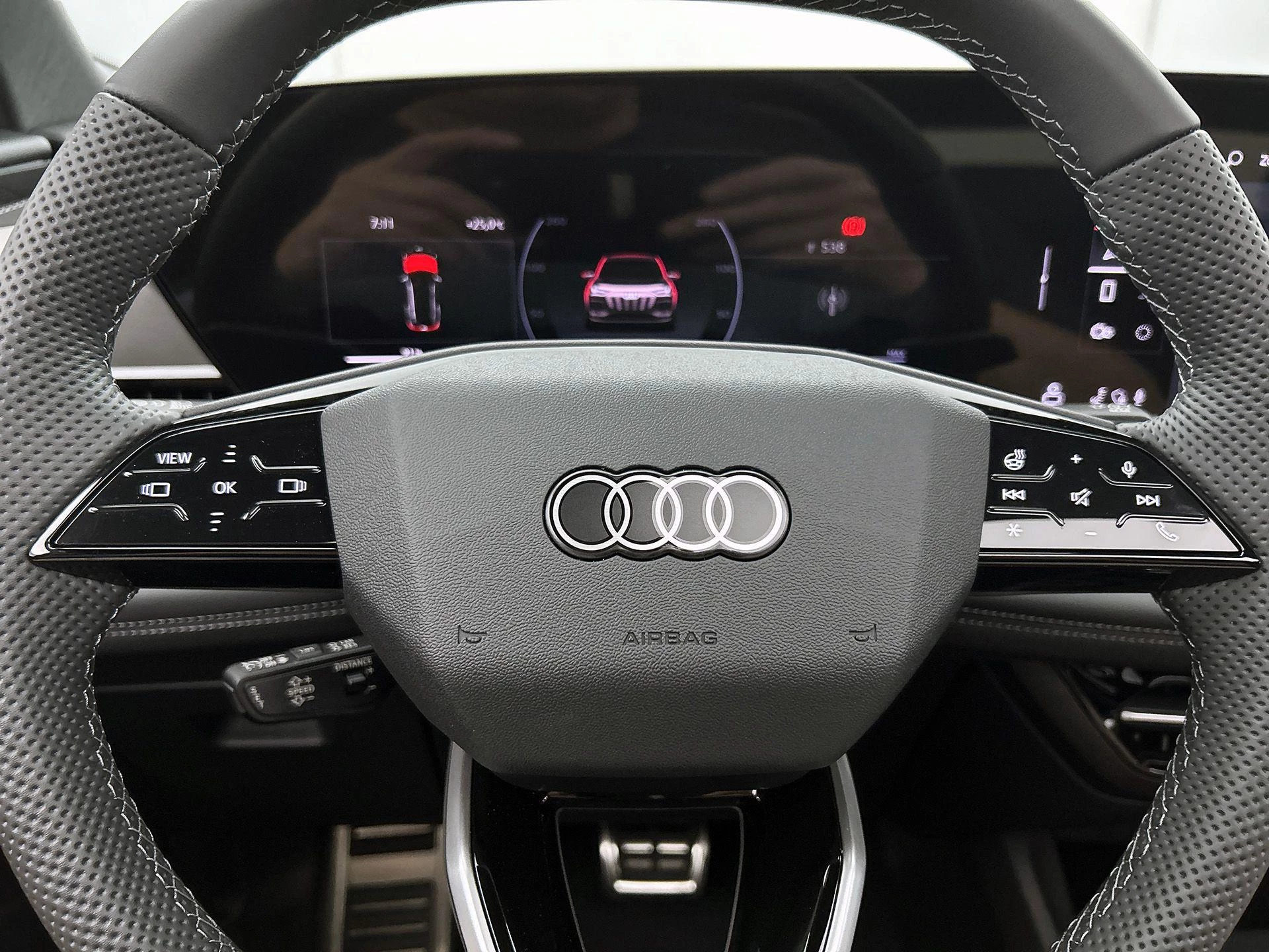 Audi-Q6 e-tron-image-37