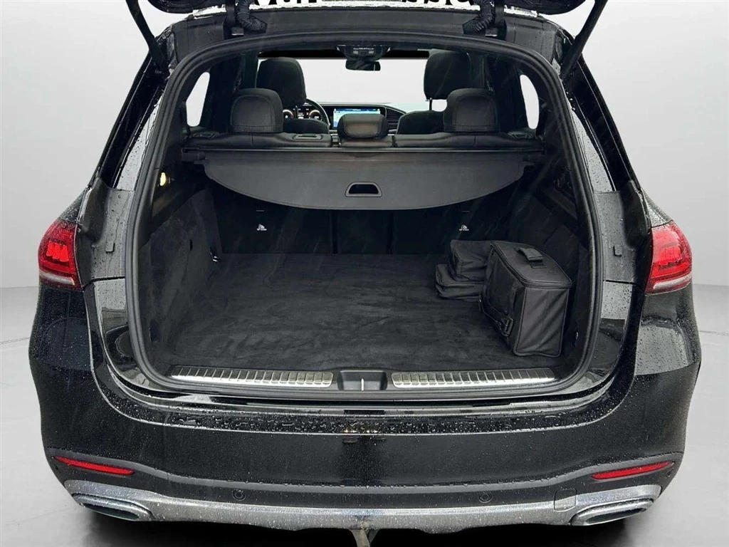 Mercedes-Benz-GLE-image-29