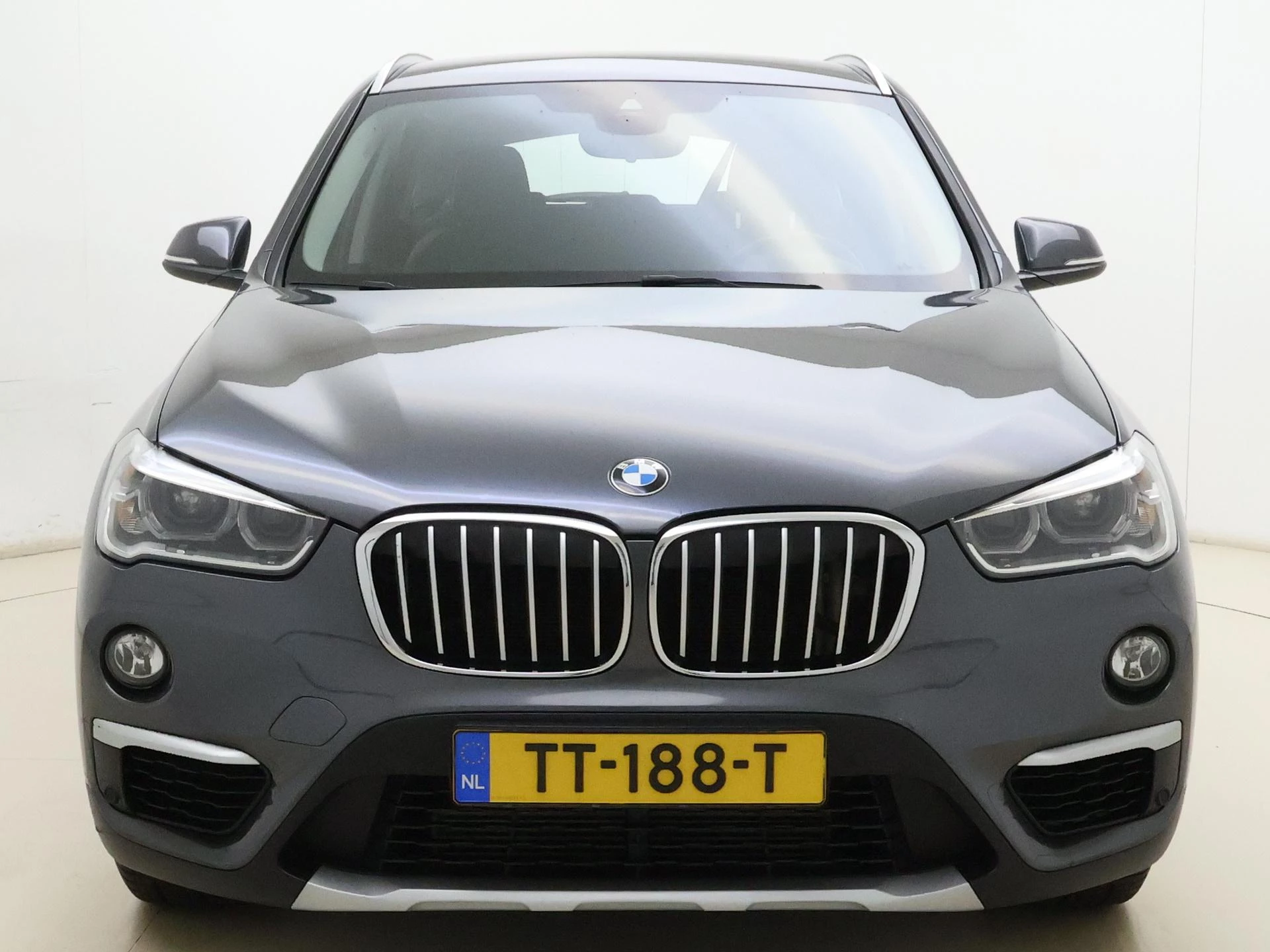 BMW X1 sDrive20i Orange Edition II
