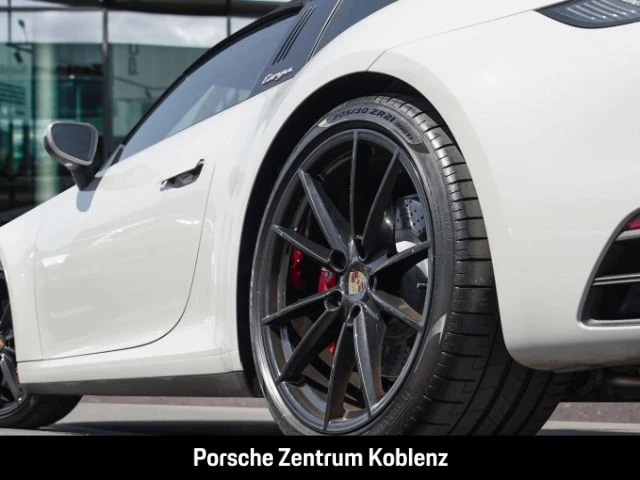 Porsche-911-image-8