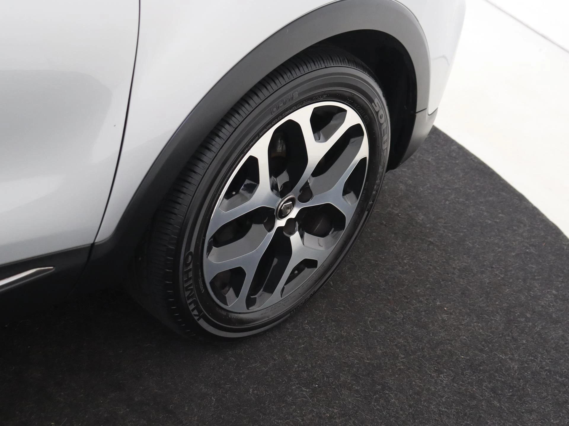 Renault-Captur-image-10