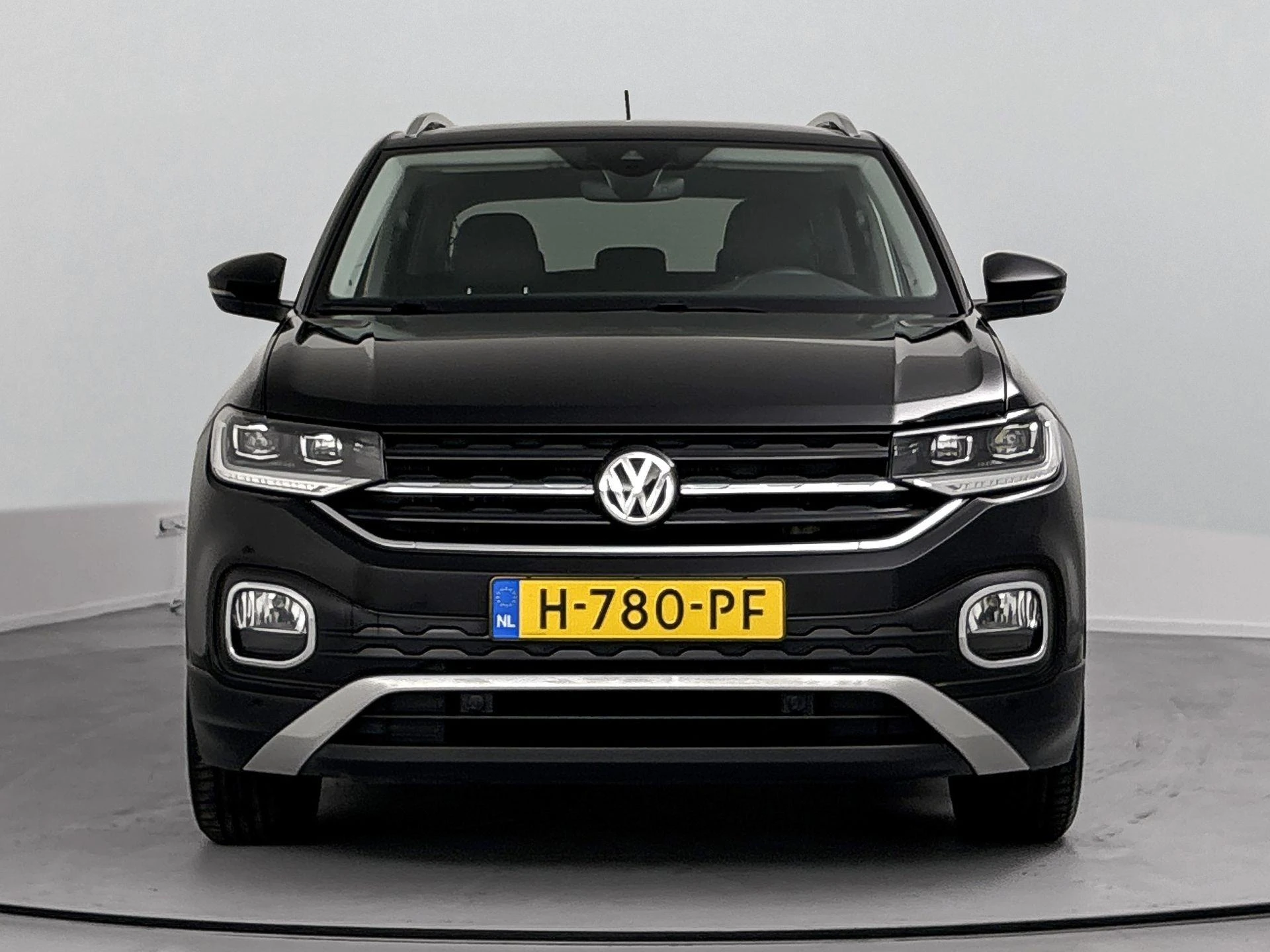 Volkswagen-T-Cross-image-4