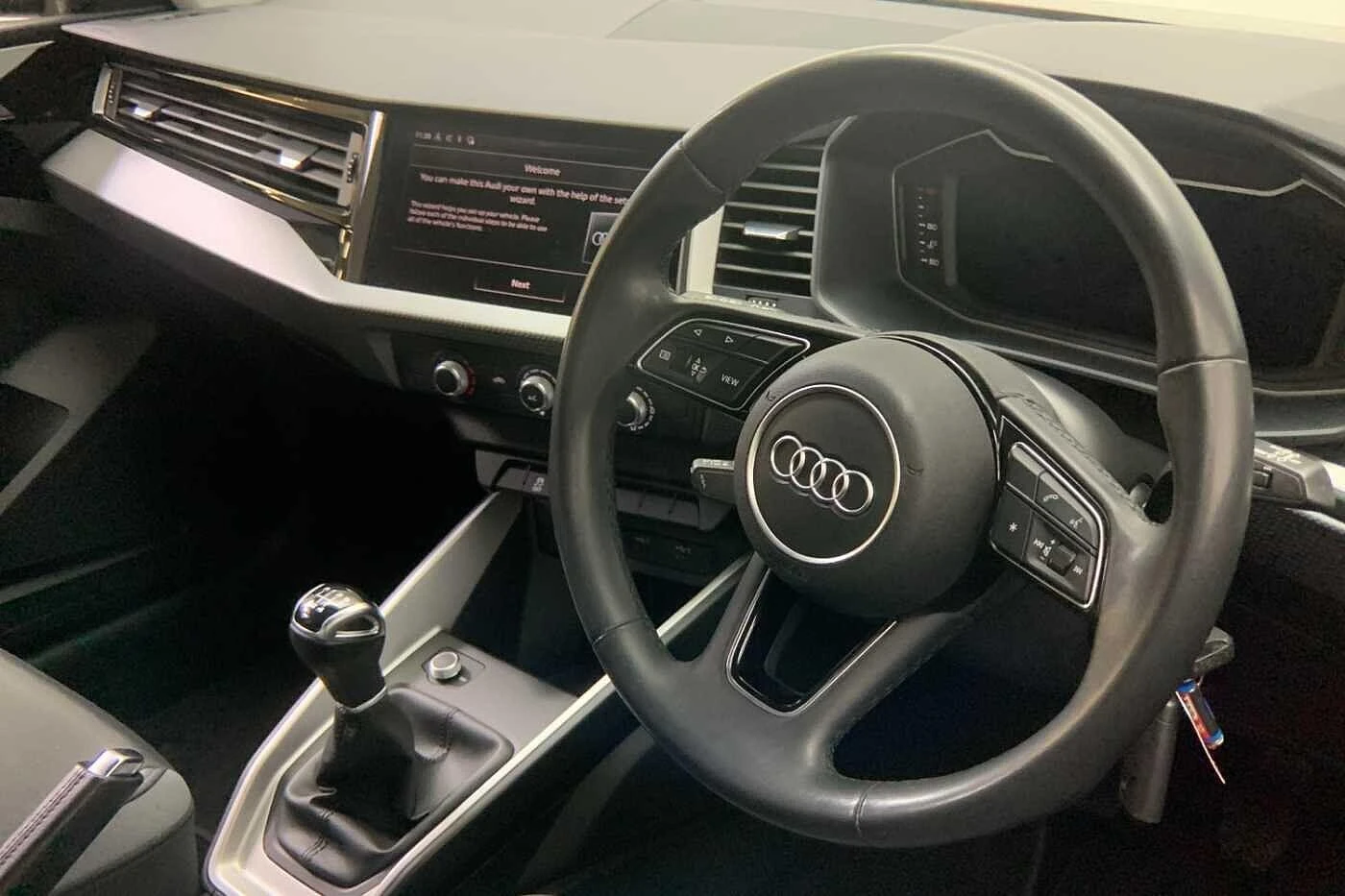 Audi-A1 Sportback-image-5