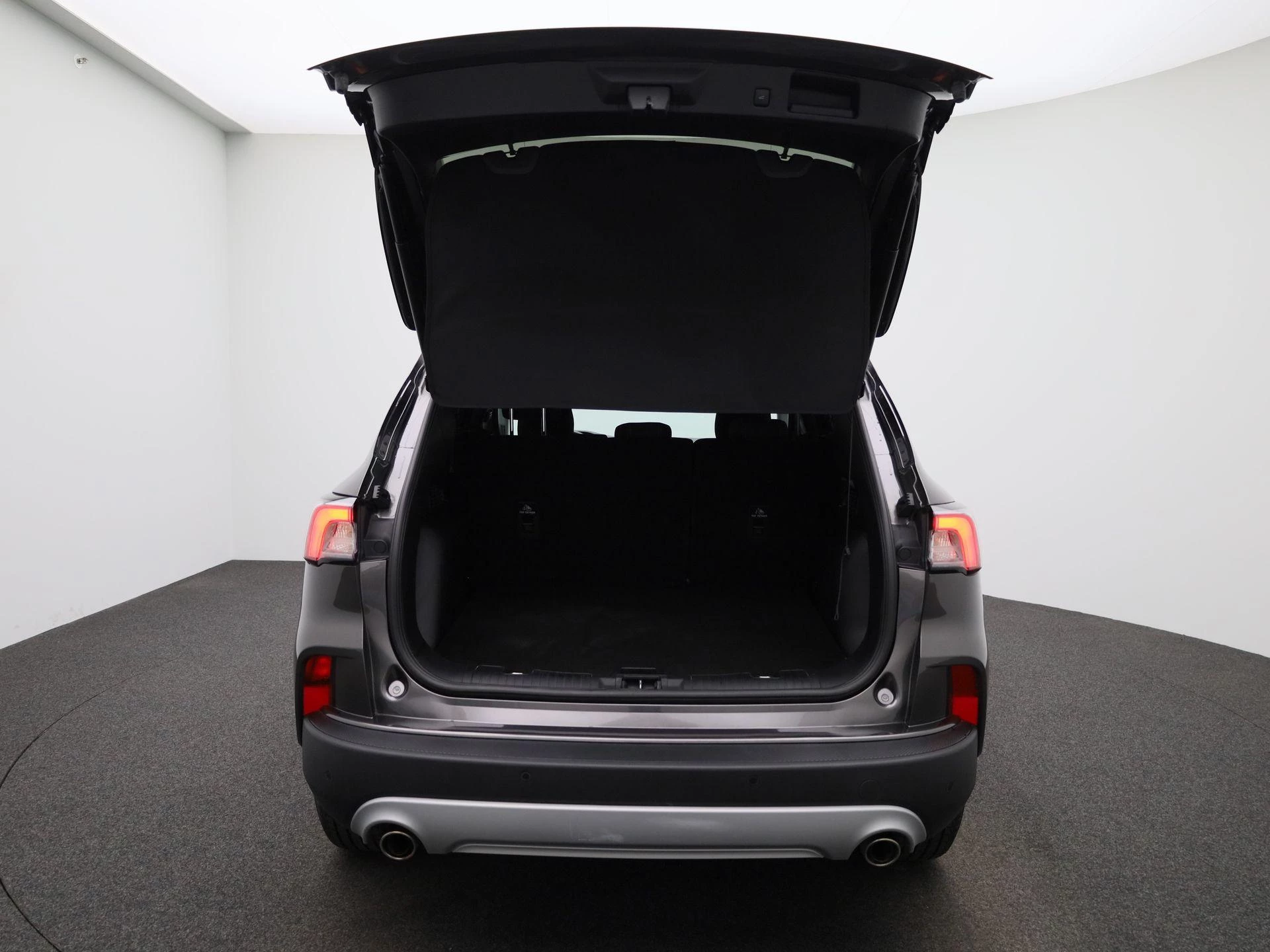 Ford Kuga 2.5i PHEV Aut. 165kW Titanium